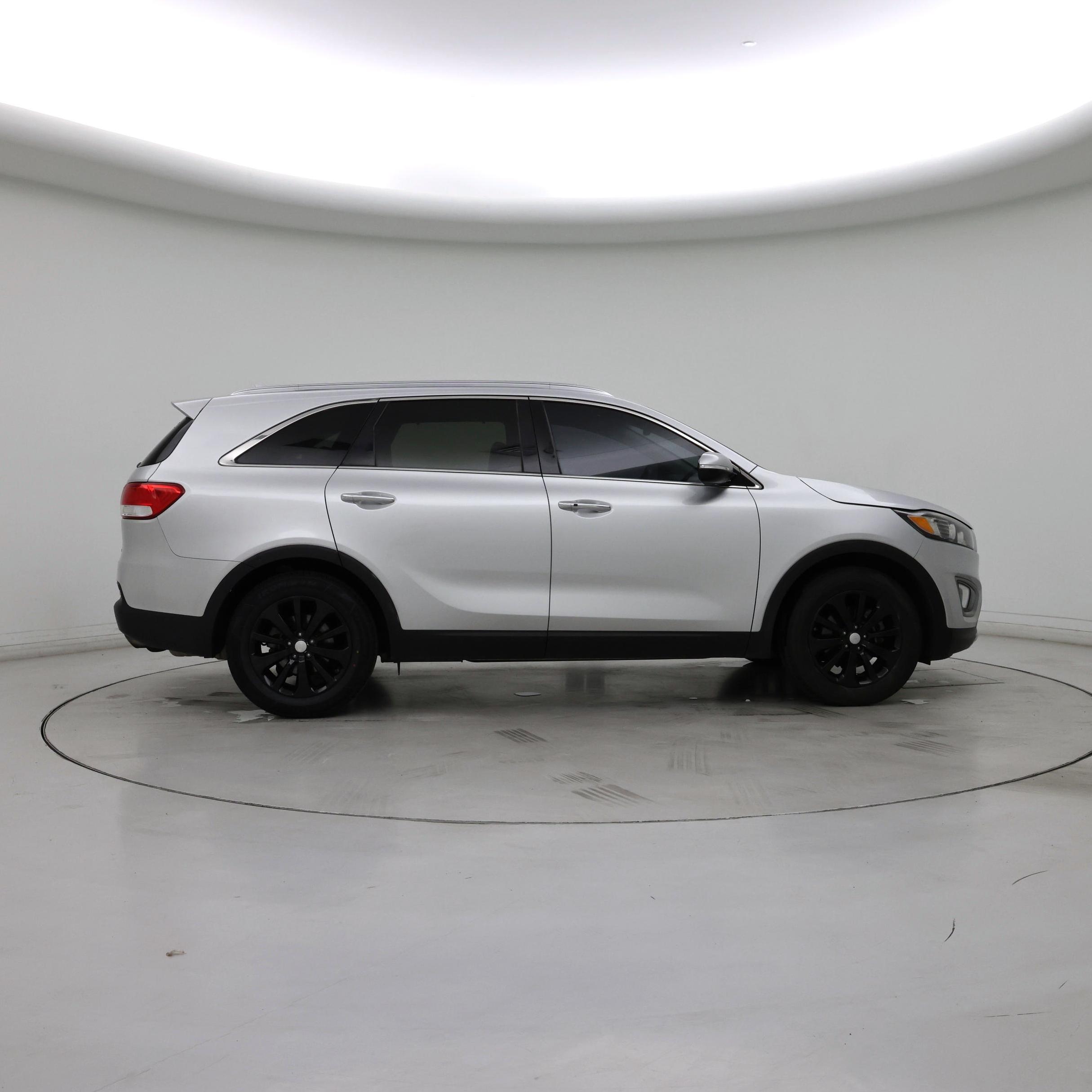 Thumbnail: 2017 Kia Sorento - 7