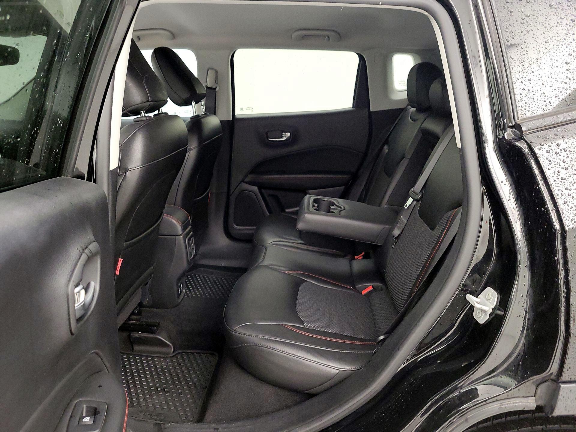 Thumbnail: 2018 Jeep Compass - 18