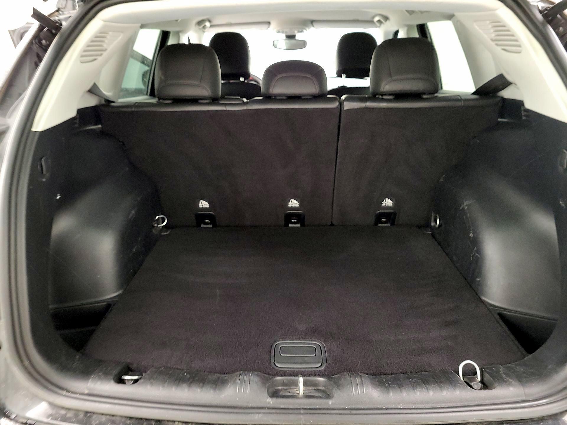 Thumbnail: 2018 Jeep Compass - 19