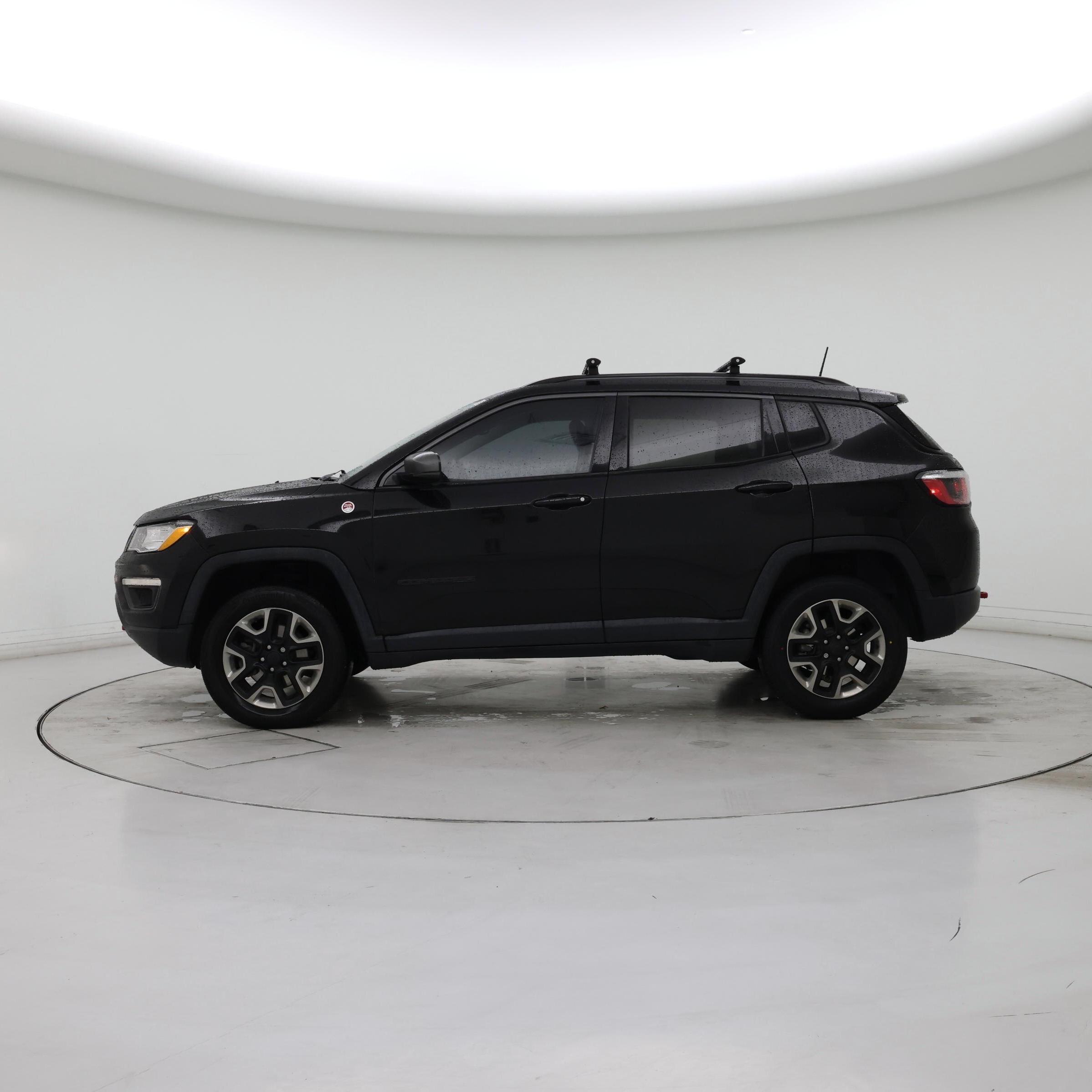 Thumbnail: 2018 Jeep Compass - 3