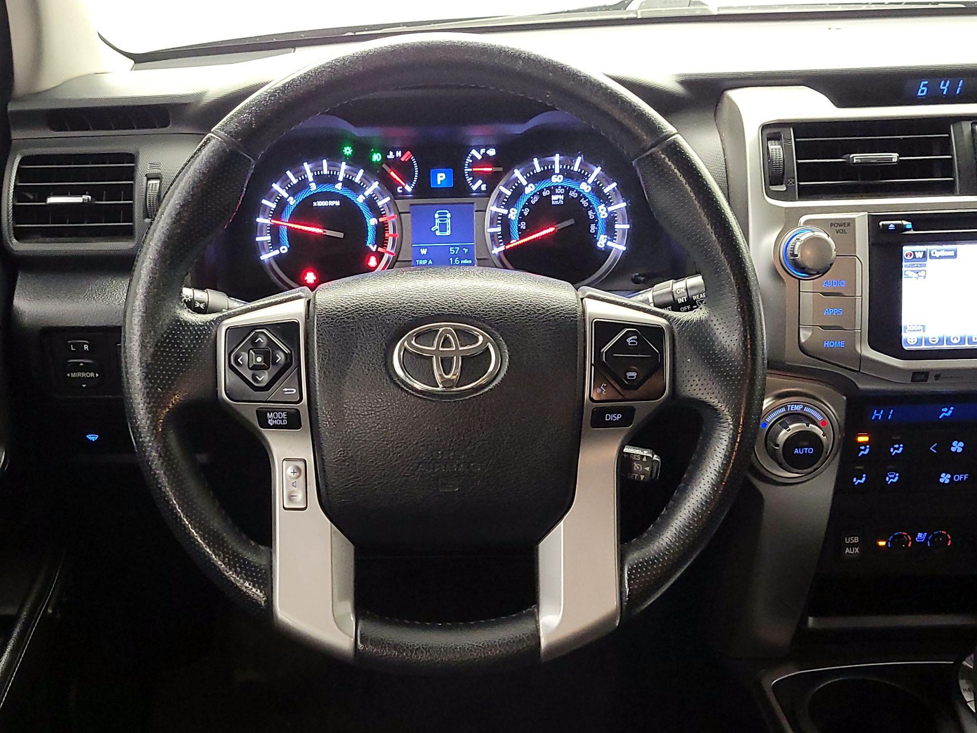 Thumbnail: 2017 Toyota 4Runner - 10