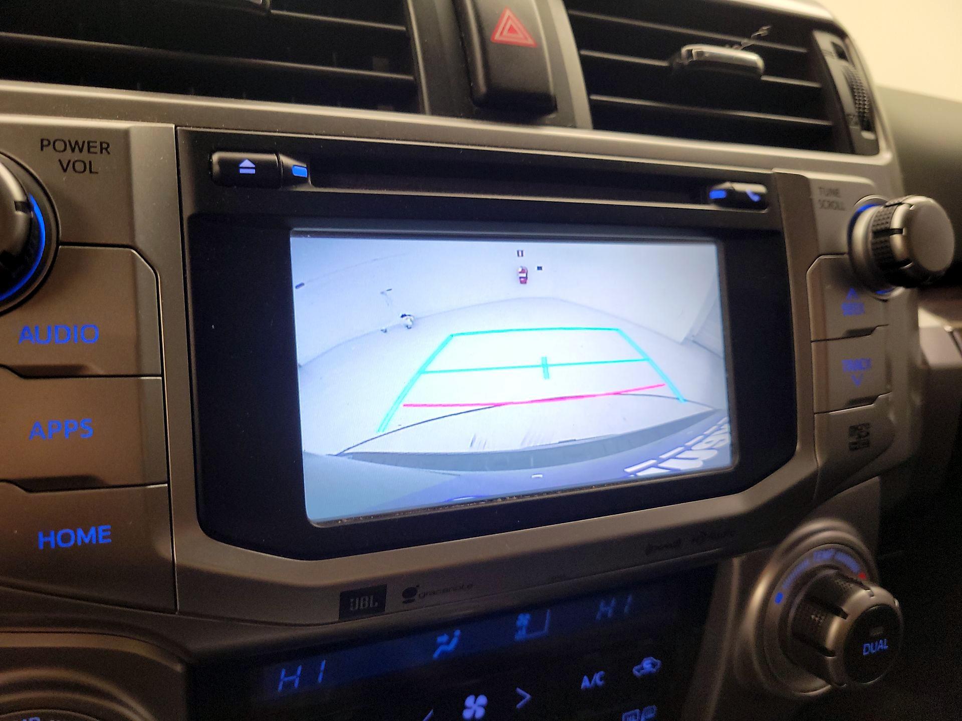 Thumbnail: 2017 Toyota 4Runner - 15