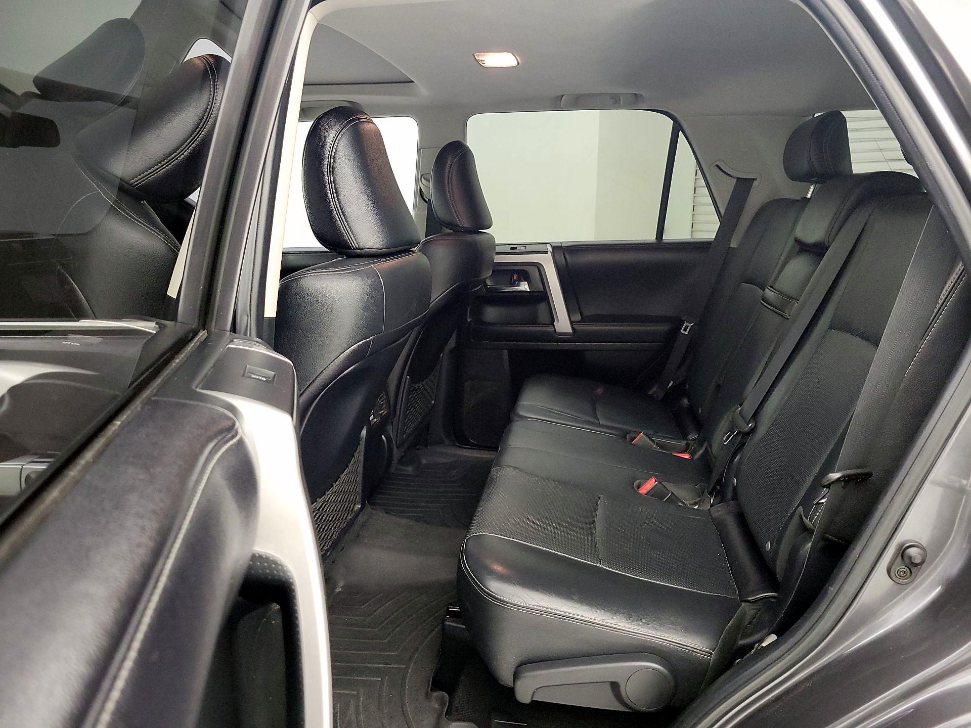 Thumbnail: 2017 Toyota 4Runner - 19