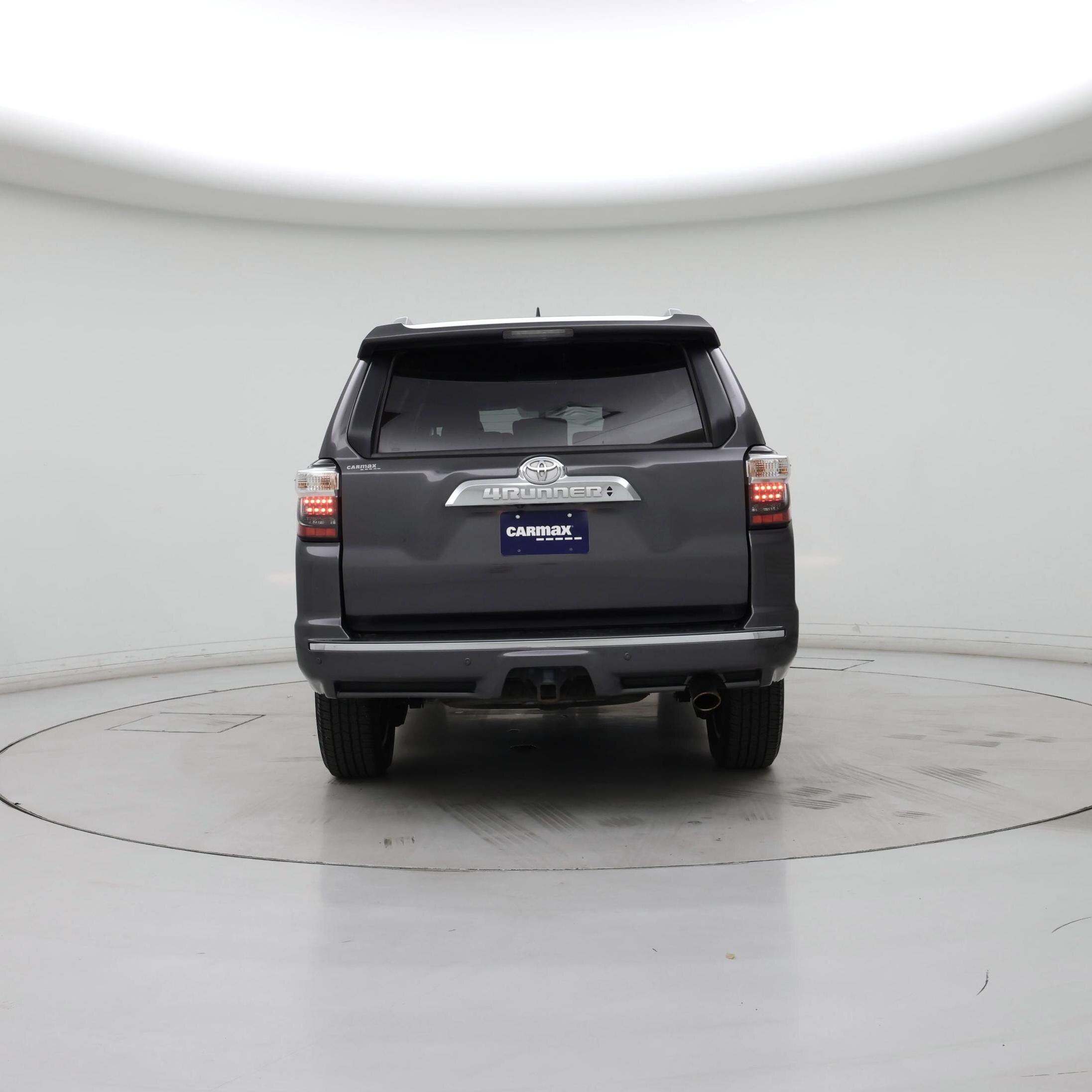 Thumbnail: 2017 Toyota 4Runner - 6