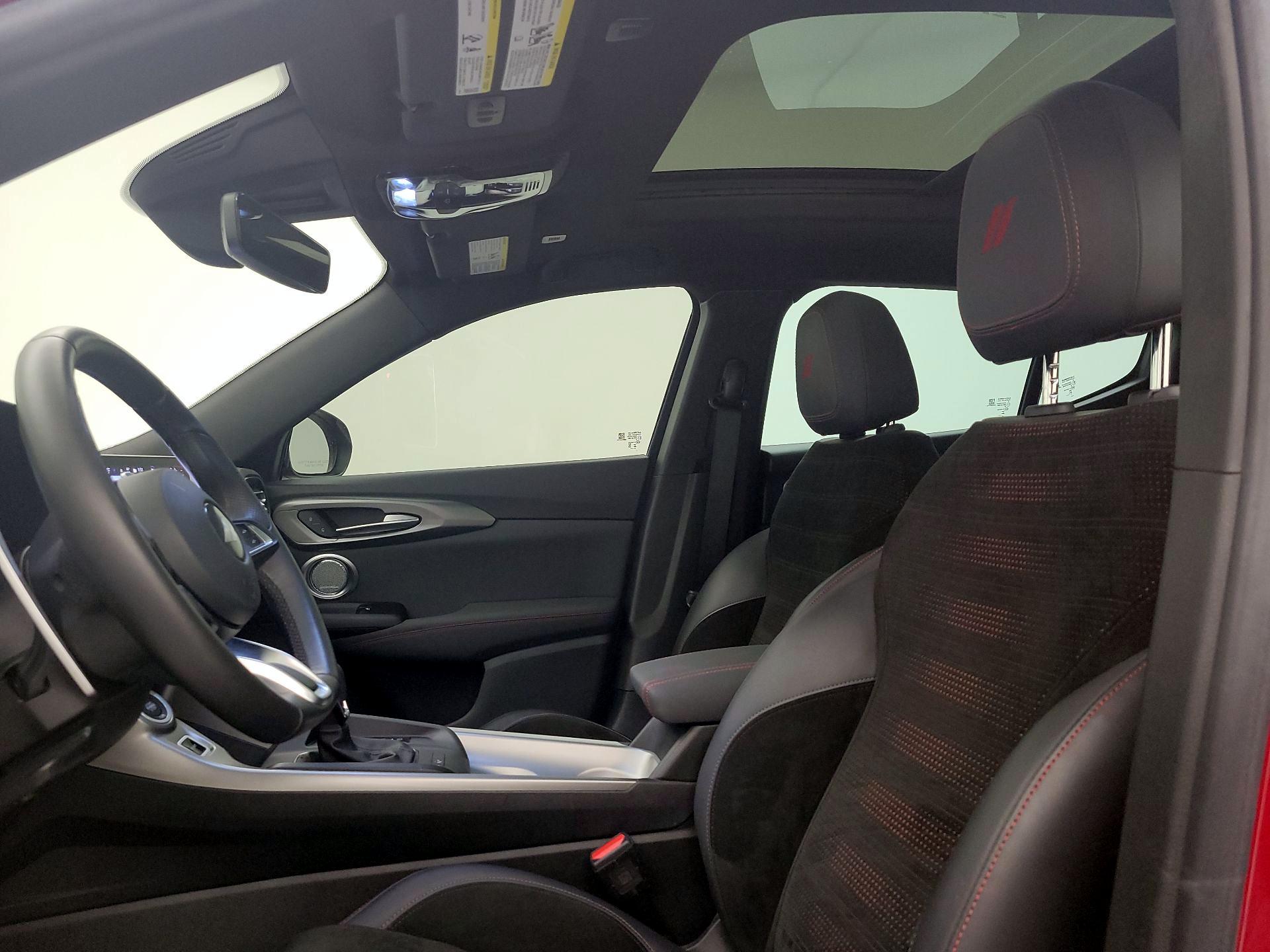 Thumbnail: 2024 Dodge Hornet - 20