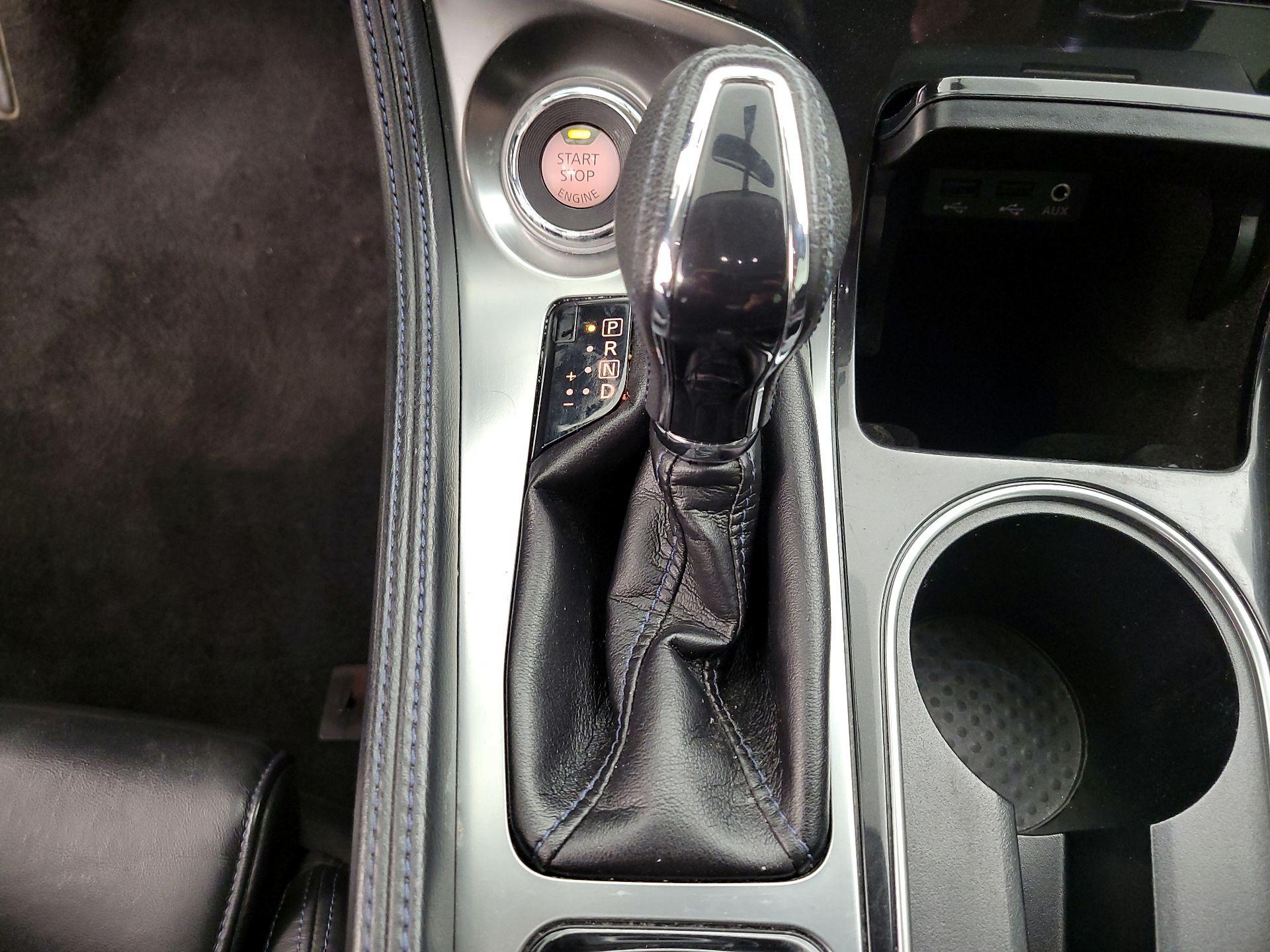 Thumbnail: 2016 Nissan Maxima - 17