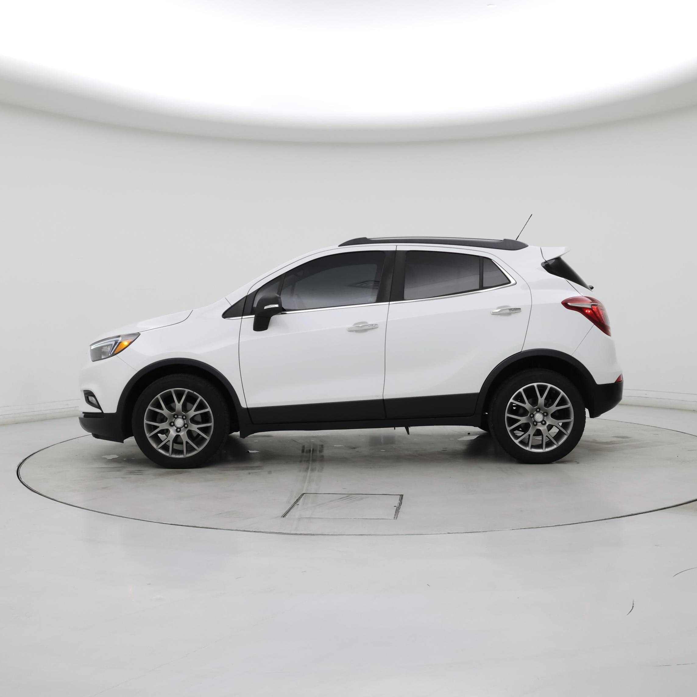 Thumbnail: 2017 Buick Encore - 3