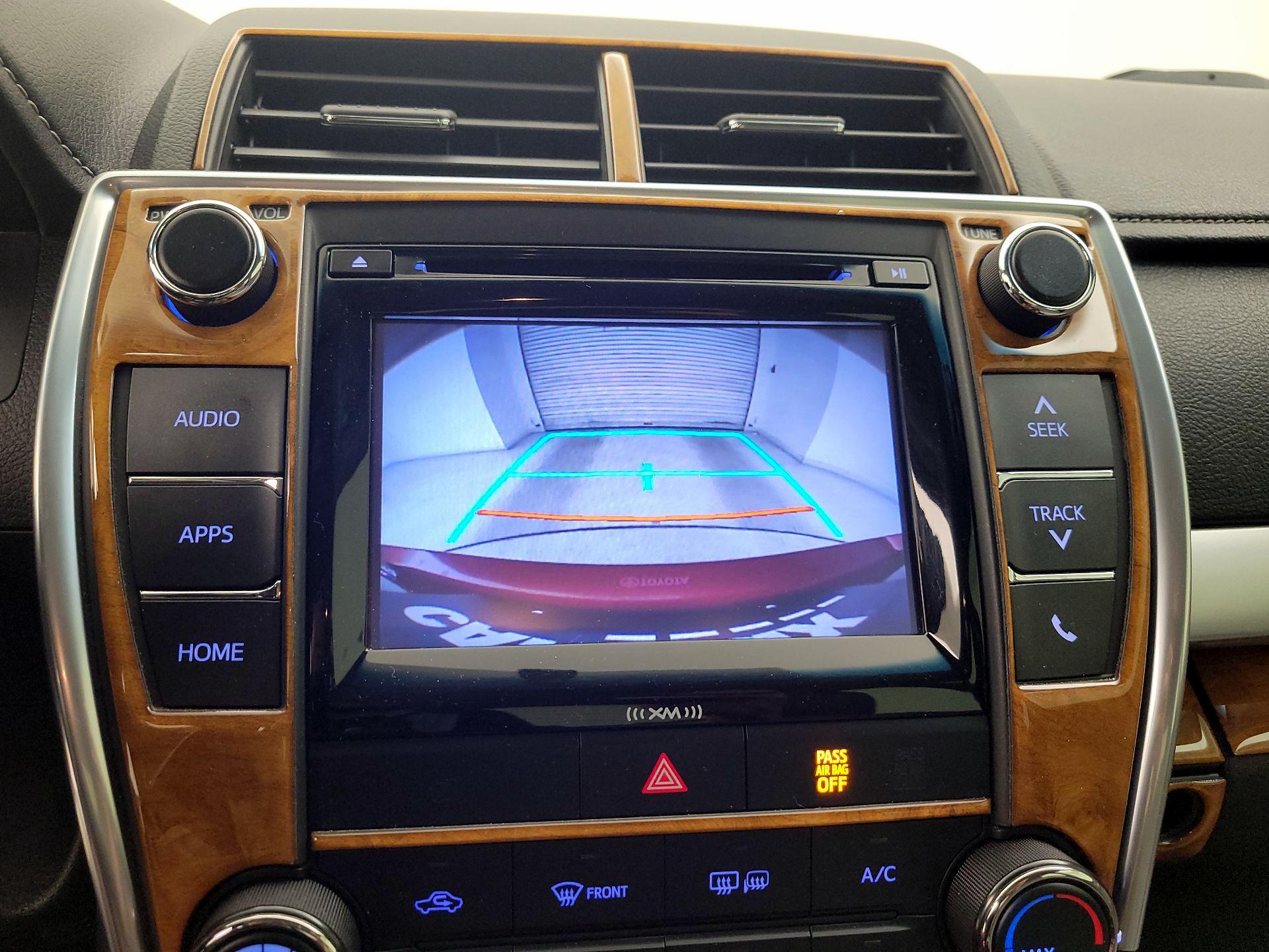 Thumbnail: 2017 Toyota Camry - 15