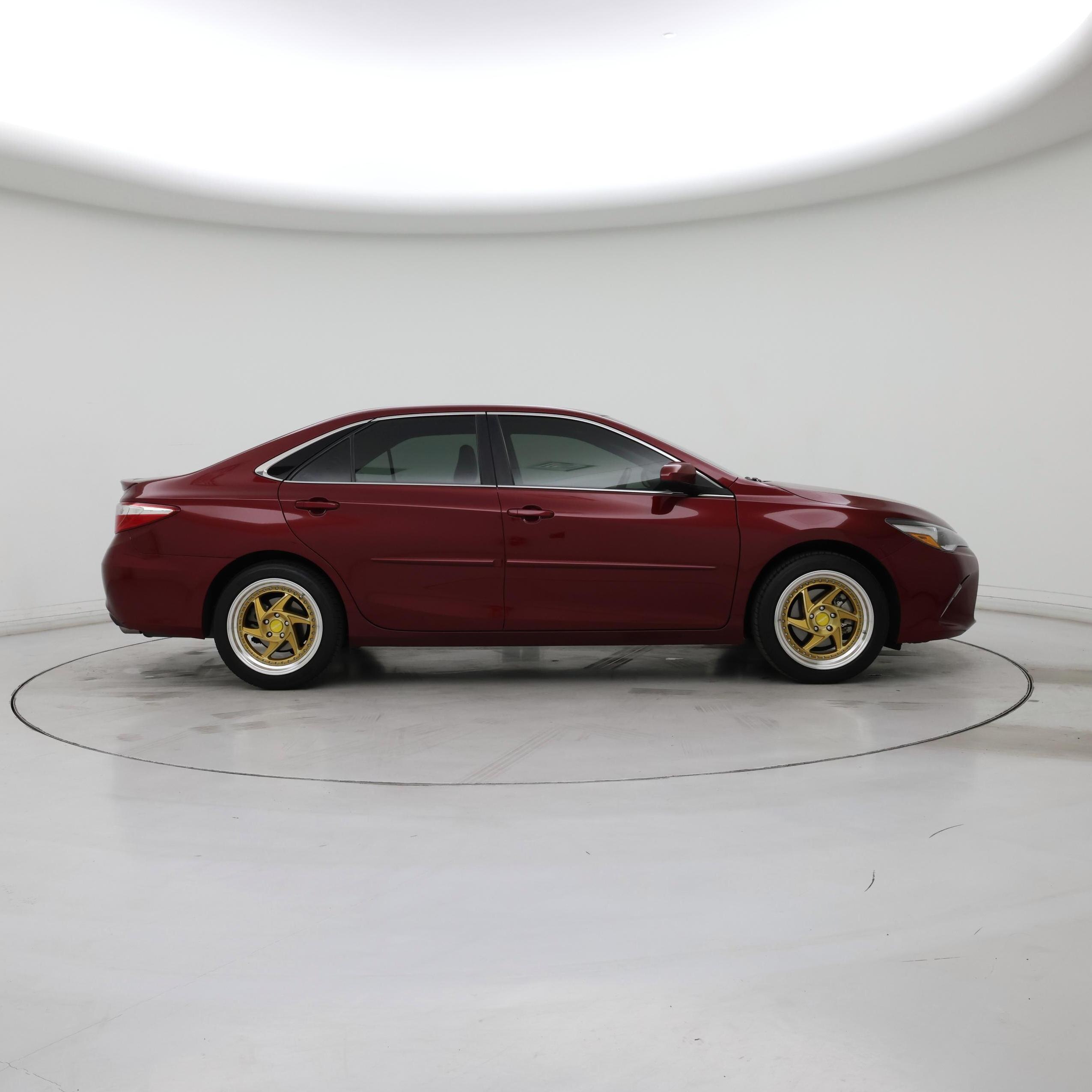 Thumbnail: 2017 Toyota Camry - 7