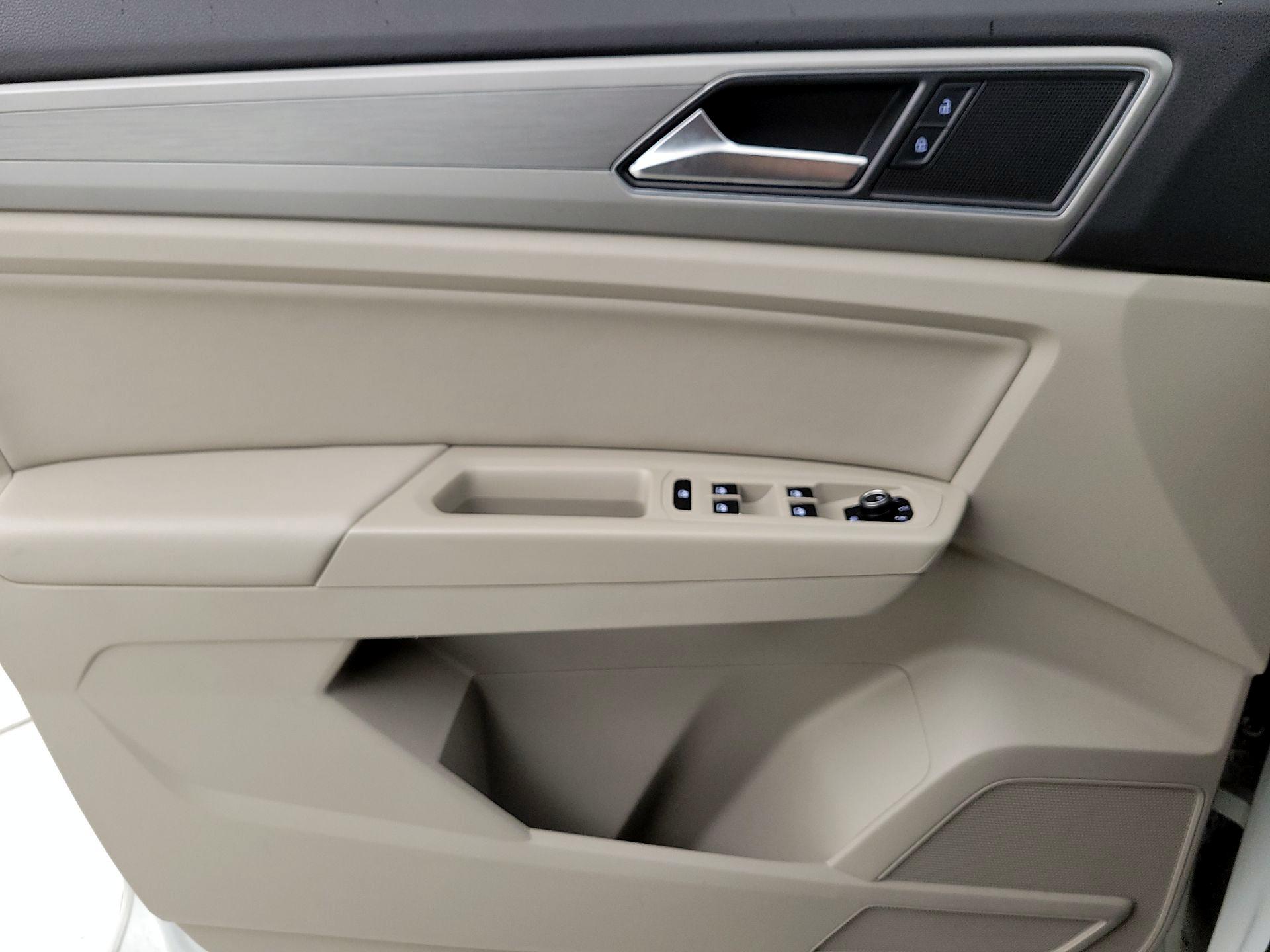 Thumbnail: 2019 Volkswagen Atlas - 12