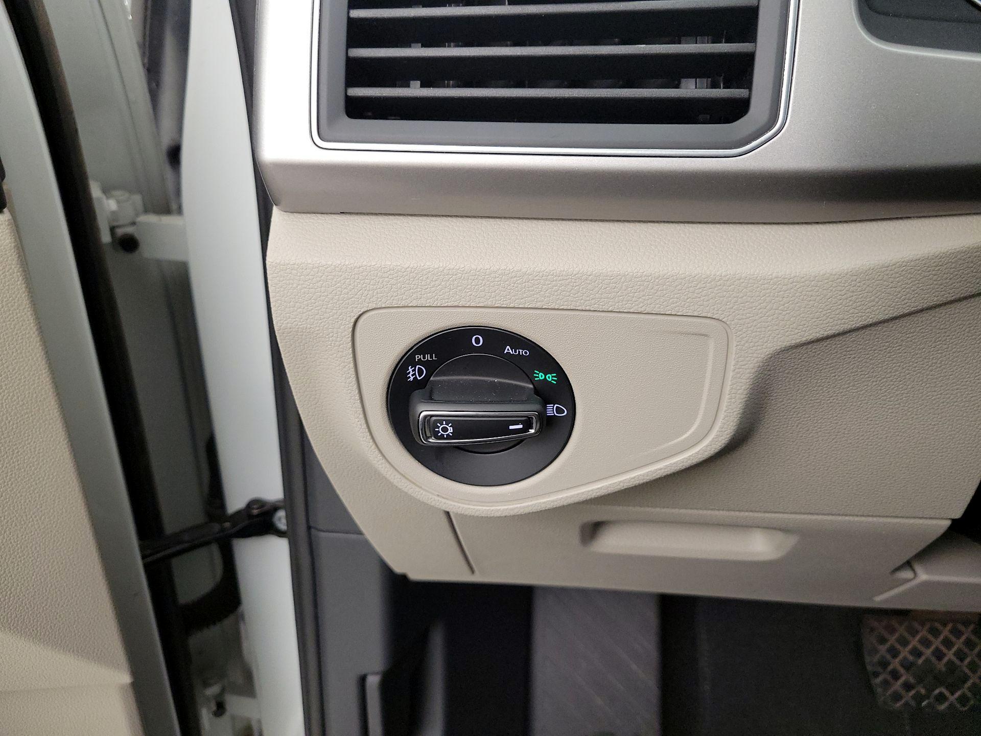 Thumbnail: 2019 Volkswagen Atlas - 13