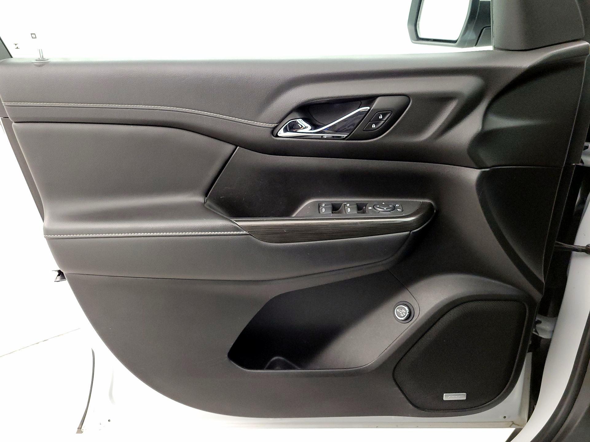 Thumbnail: 2023 GMC Acadia - 12