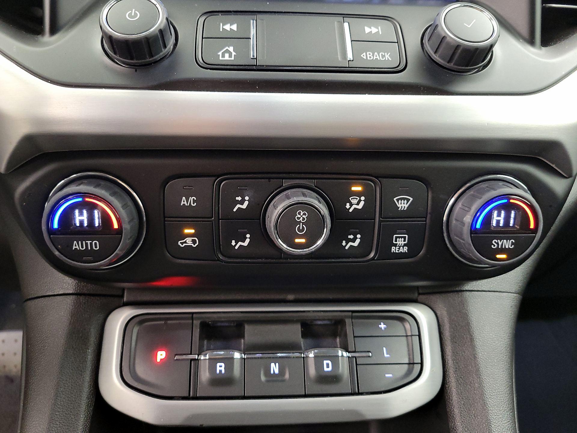 Thumbnail: 2023 GMC Acadia - 16