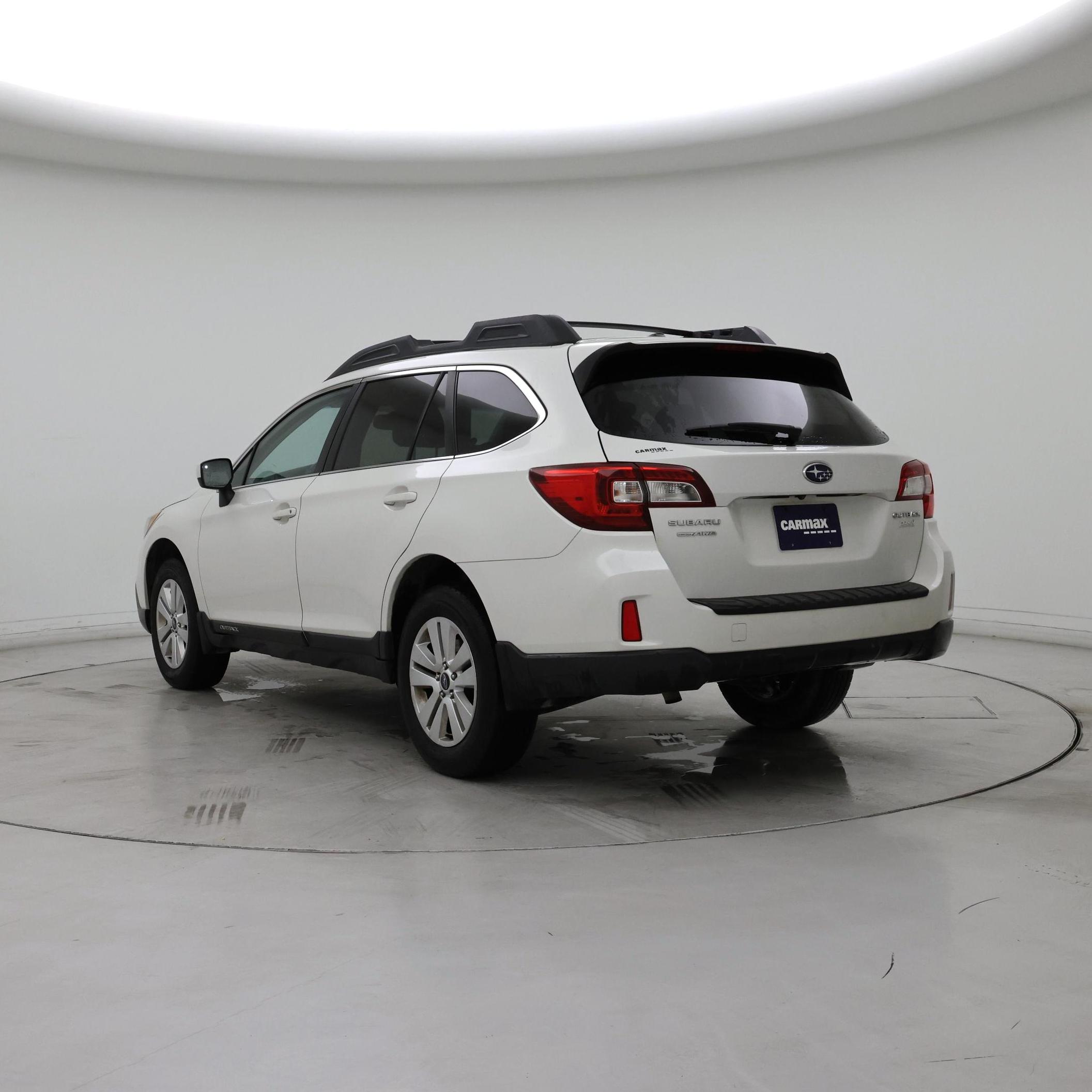 Thumbnail: 2015 Subaru Outback - 2