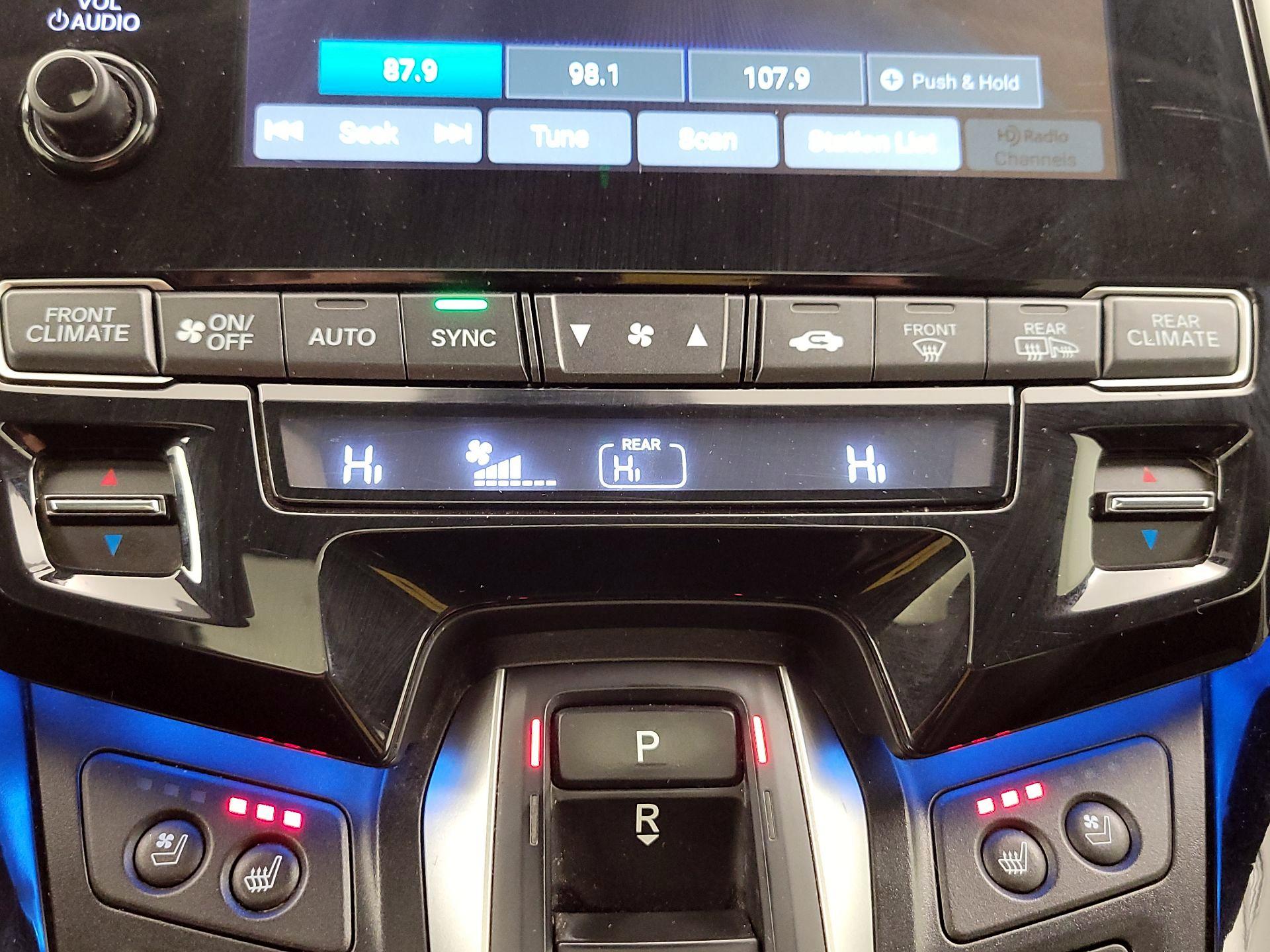 Thumbnail: 2021 Honda Odyssey - 16