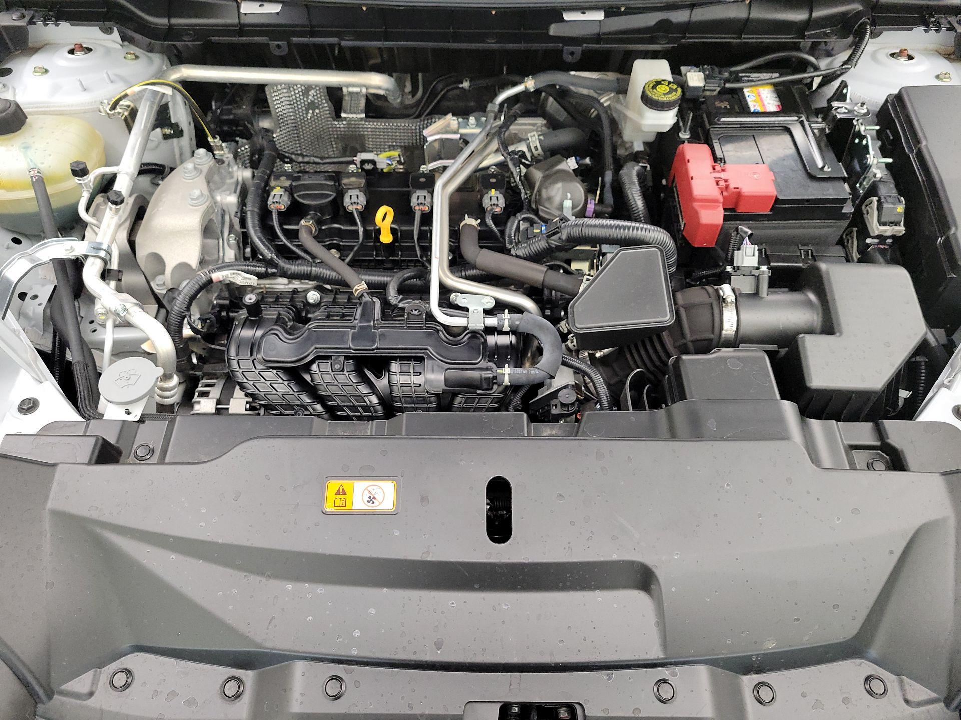 Thumbnail: 2024 Mitsubishi Outlander - 17