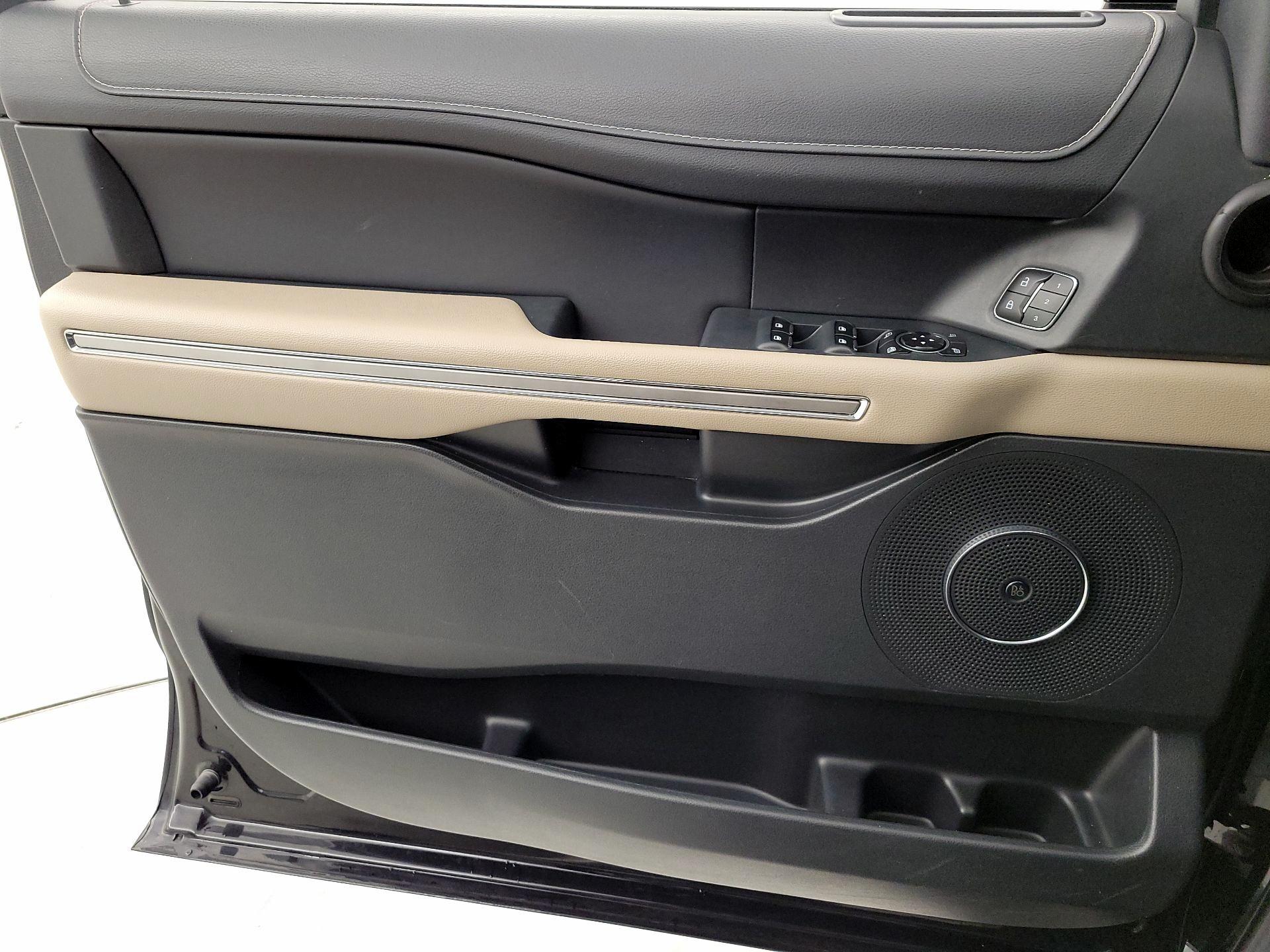 Thumbnail: 2023 Ford Expedition MAX - 12