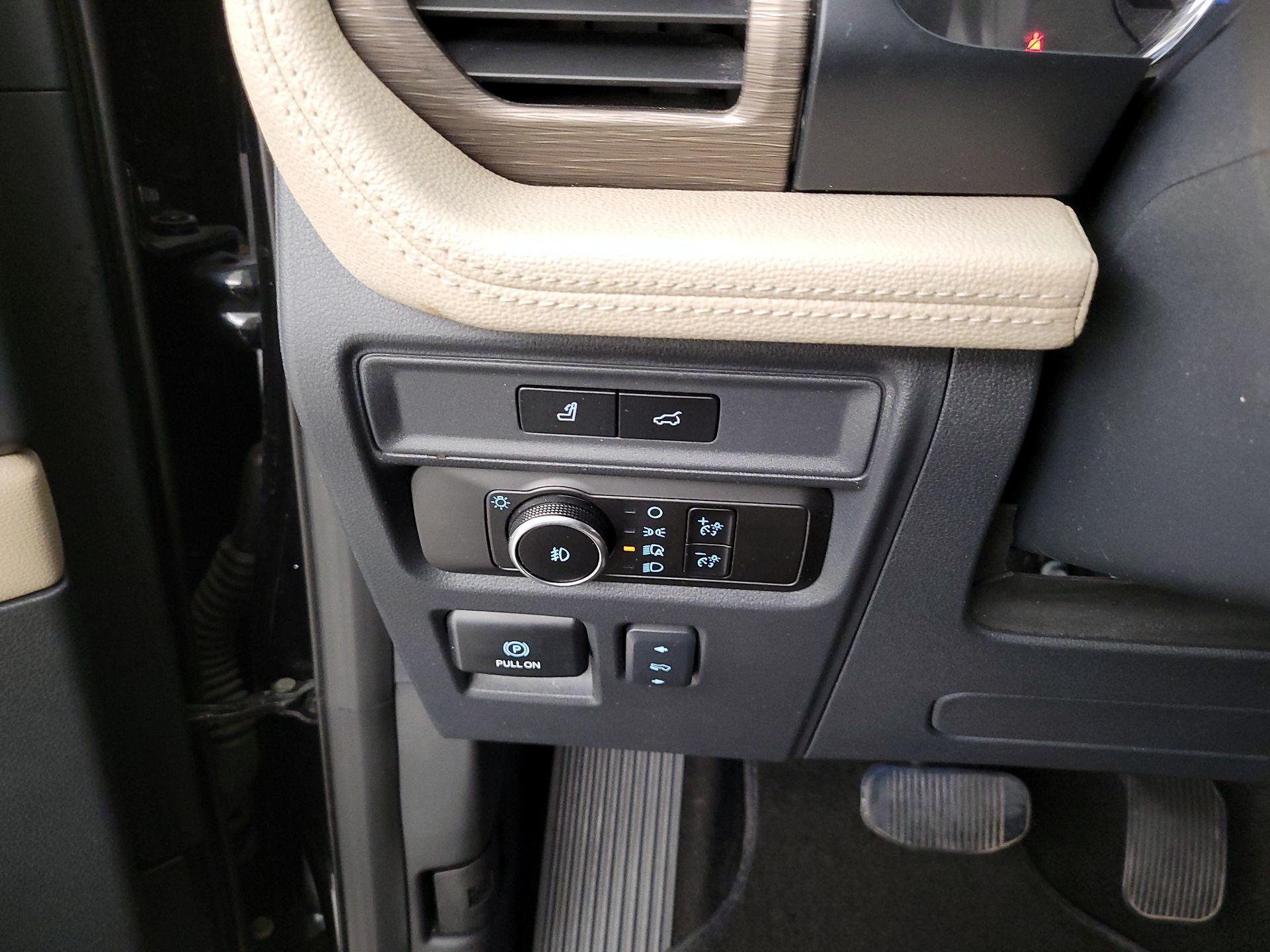 Thumbnail: 2023 Ford Expedition MAX - 13