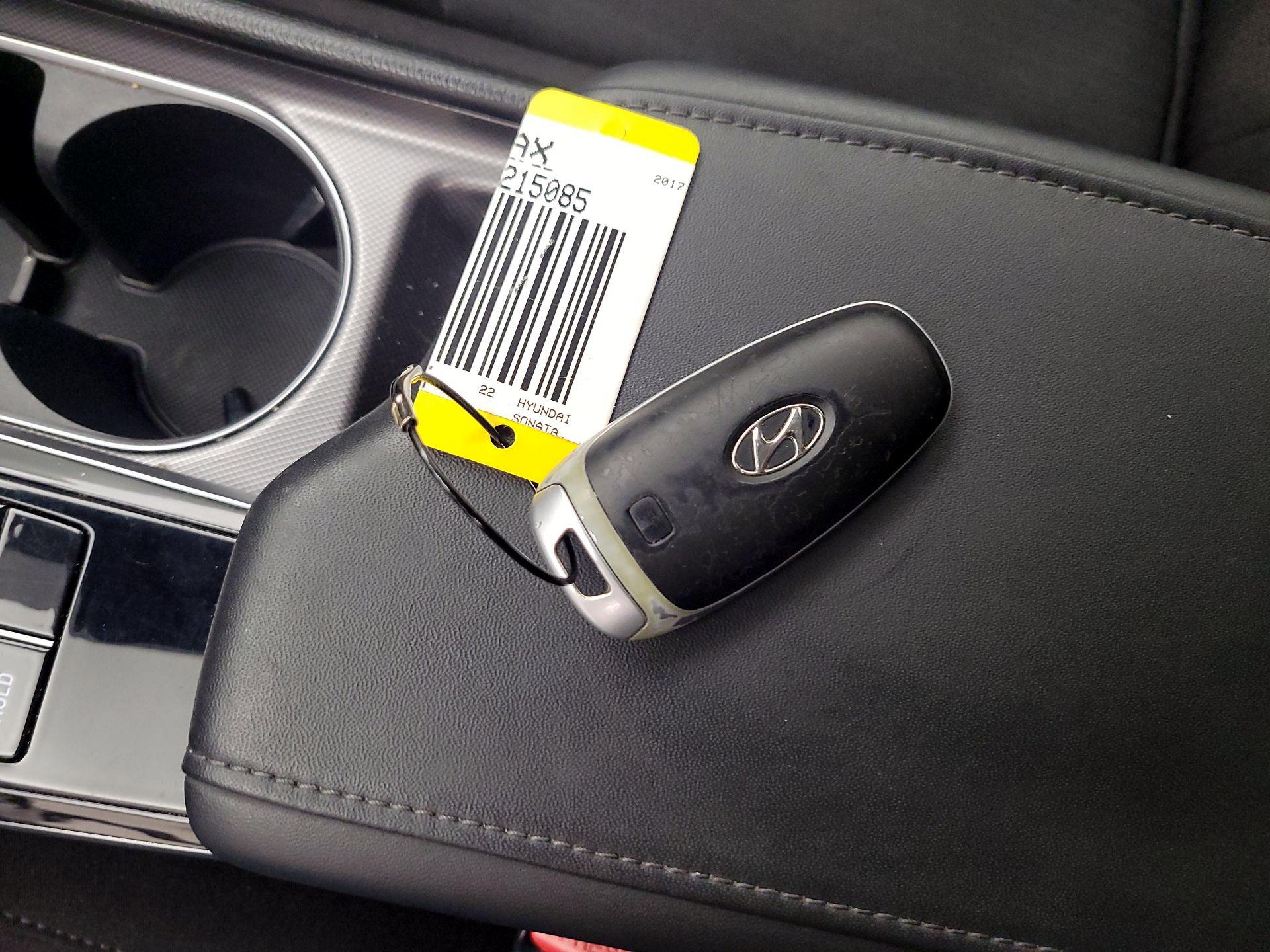 Thumbnail: 2022 Hyundai Sonata - 18