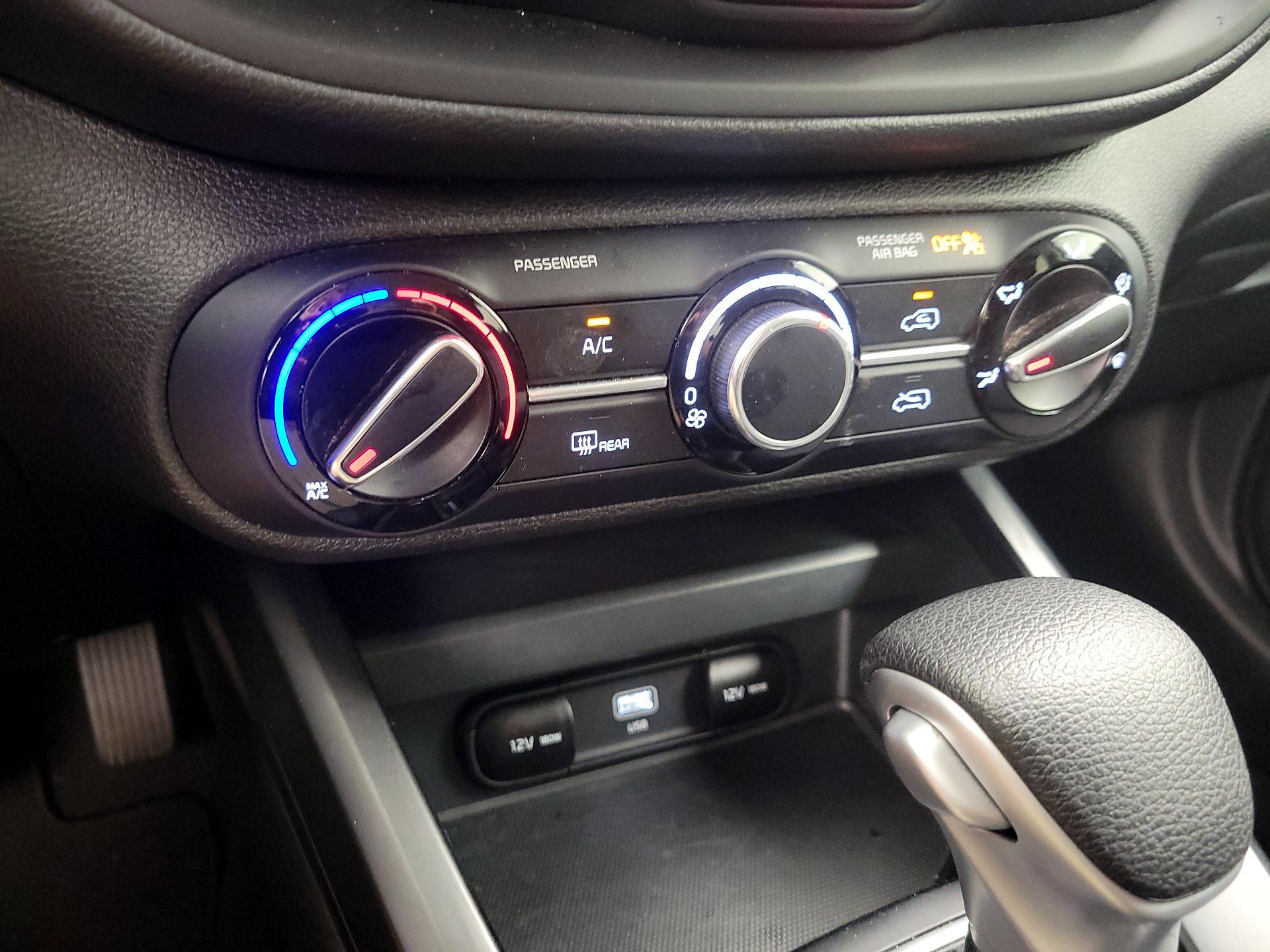 Thumbnail: 2023 Kia Soul - 16