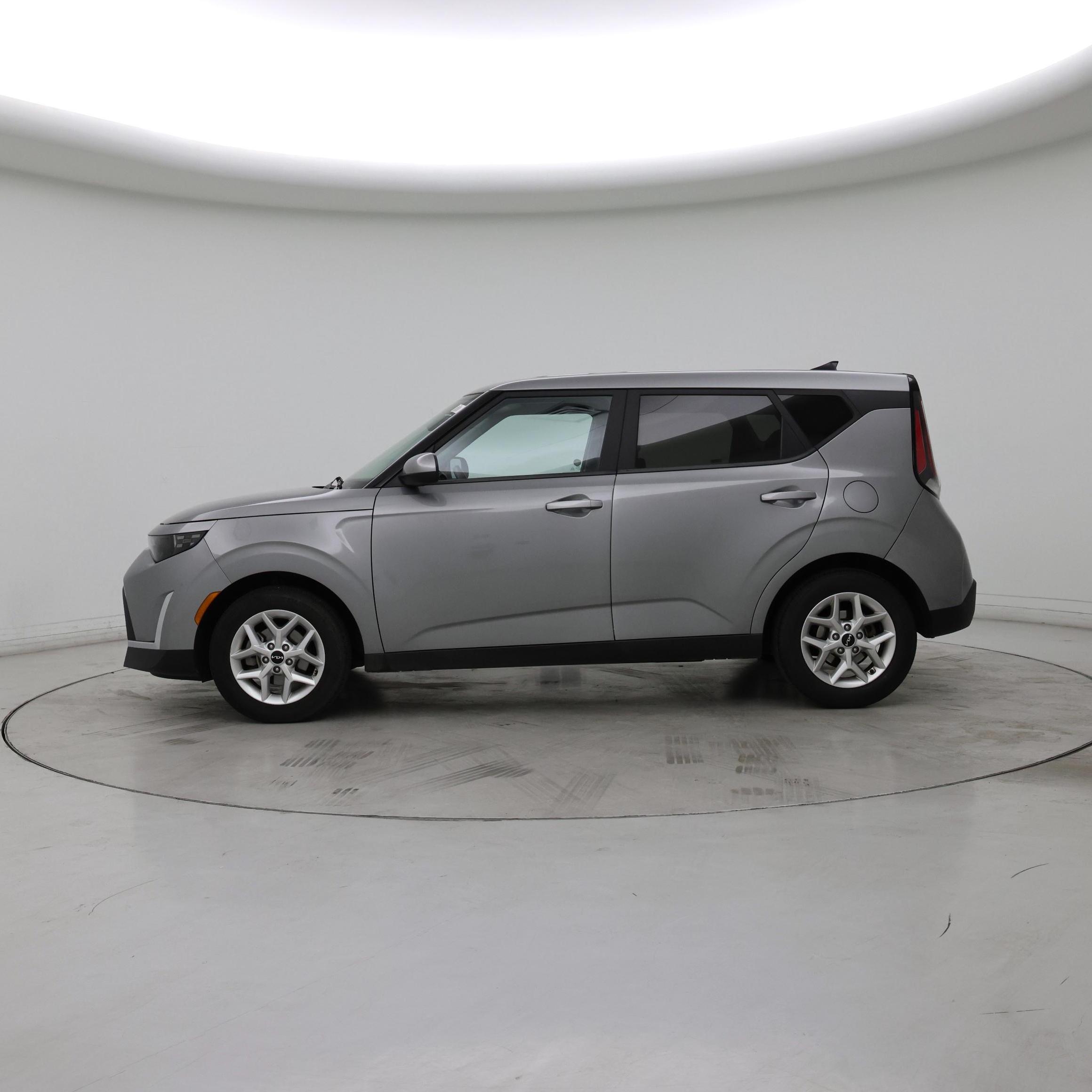 Thumbnail: 2023 Kia Soul - 3