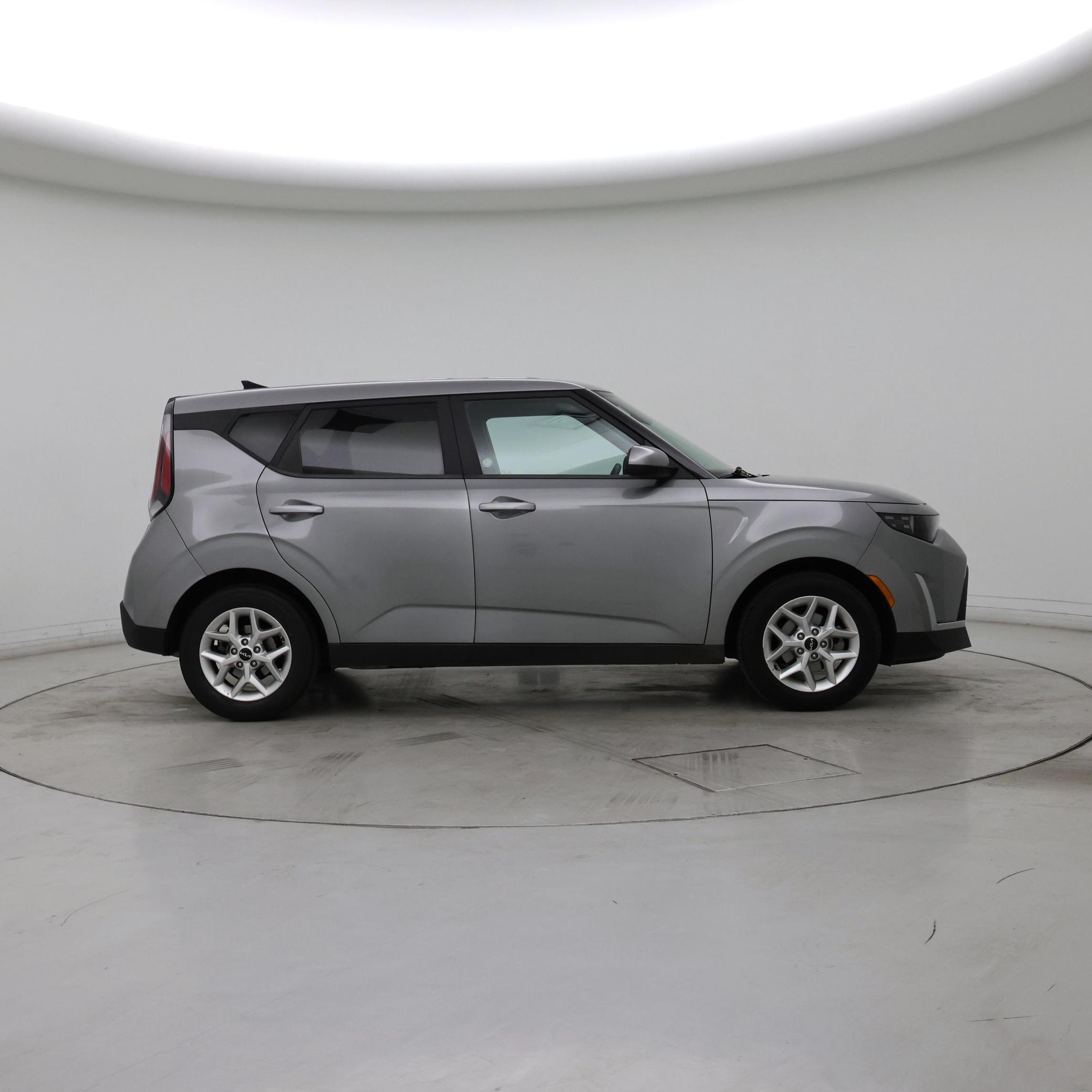 Thumbnail: 2023 Kia Soul - 7