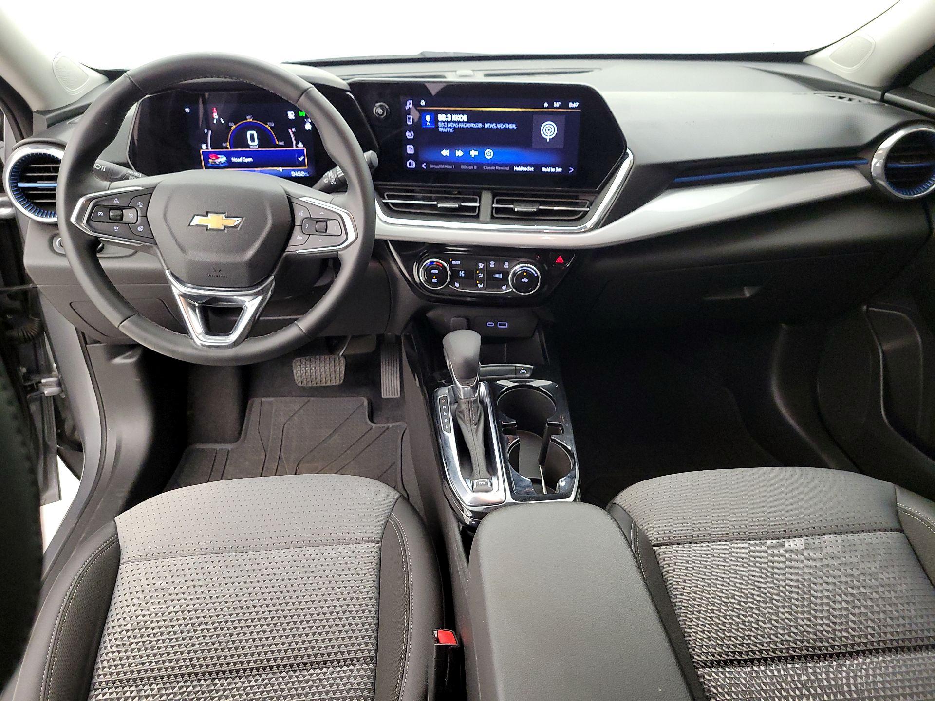 Thumbnail: 2025 Chevrolet Trax - 9