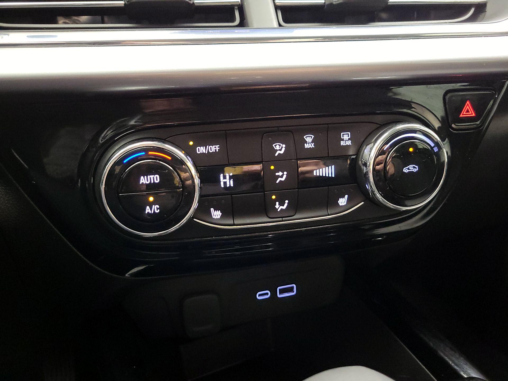 Thumbnail: 2025 Chevrolet Trax - 16