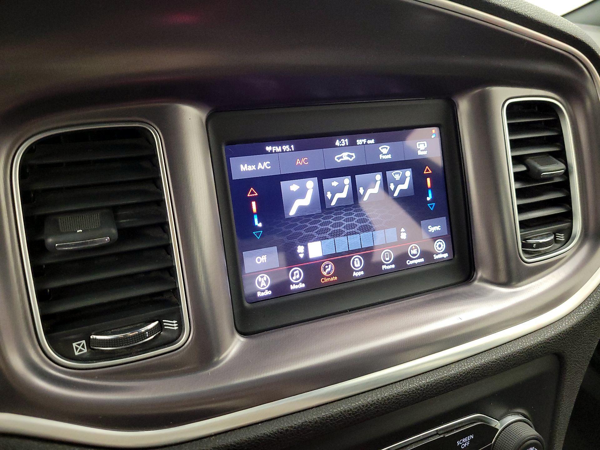 Thumbnail: 2020 Dodge Charger - 15