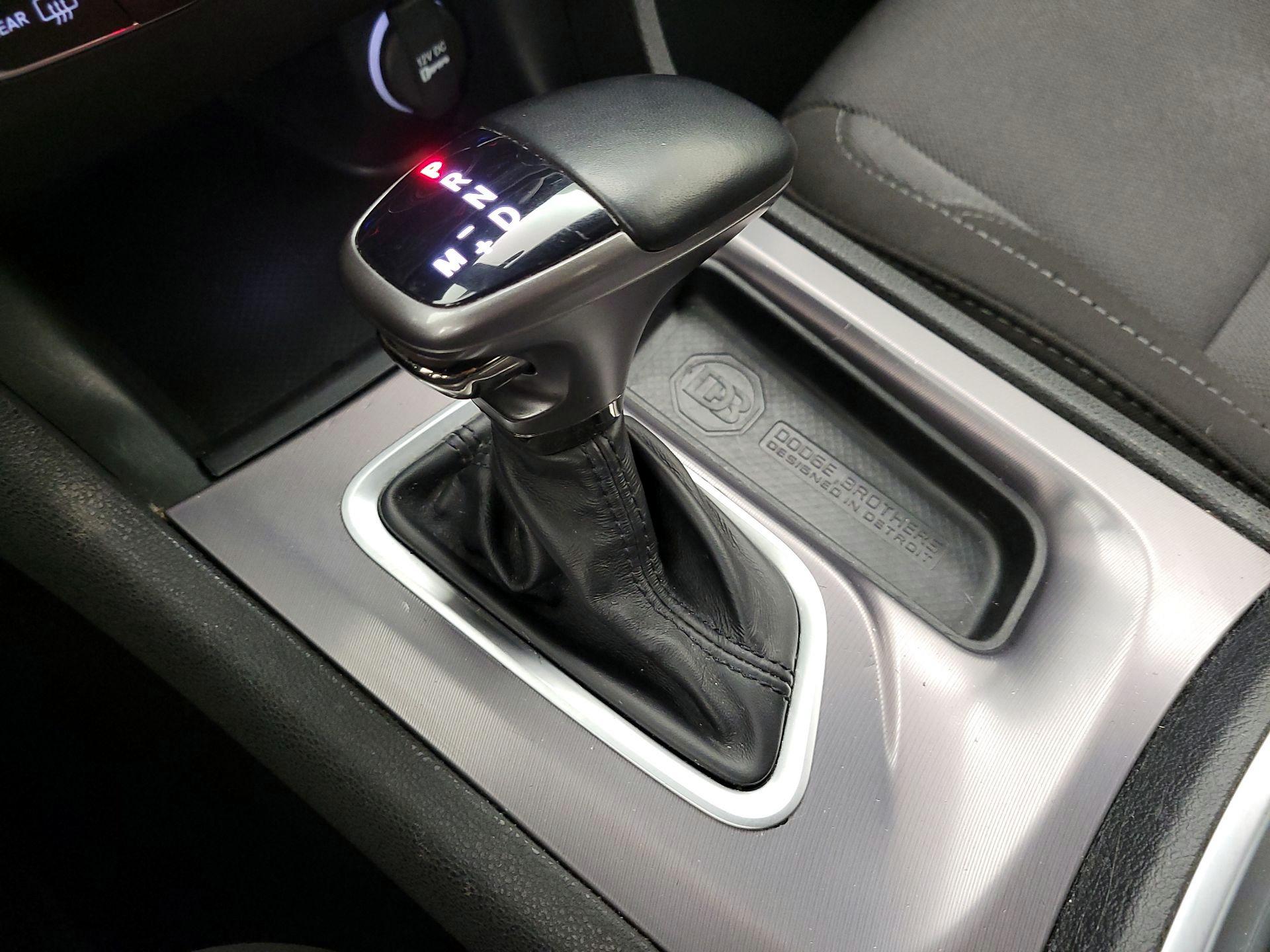 Thumbnail: 2020 Dodge Charger - 17