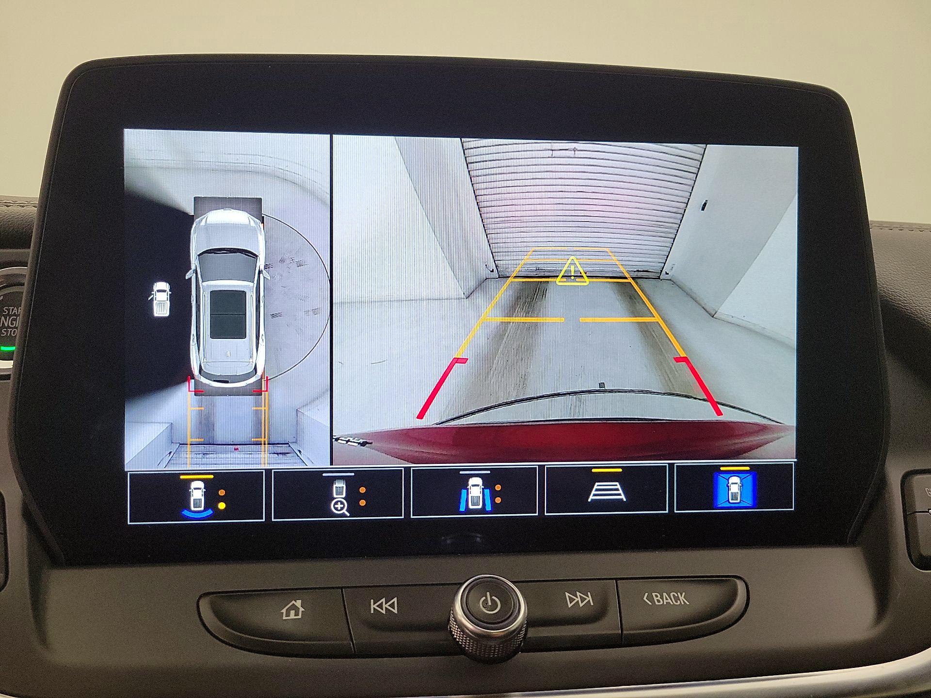 Thumbnail: 2024 Chevrolet Blazer - 15