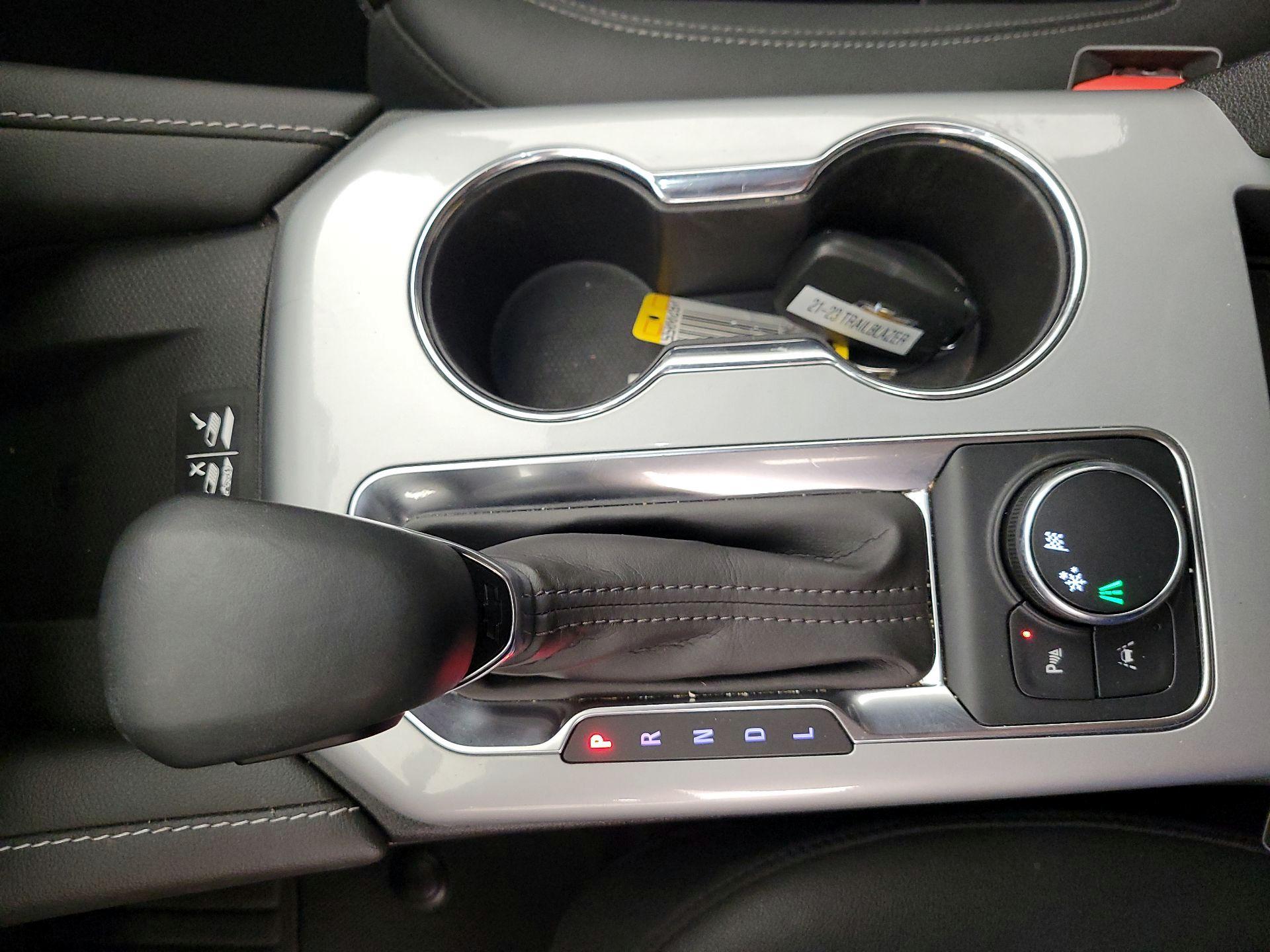 Thumbnail: 2024 Chevrolet Blazer - 18