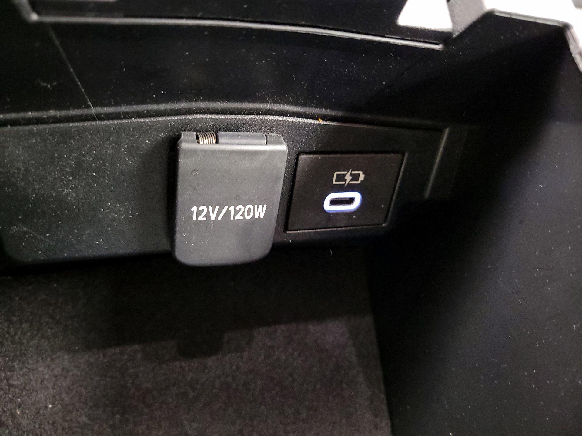 Thumbnail: 2024 Toyota Corolla - 18