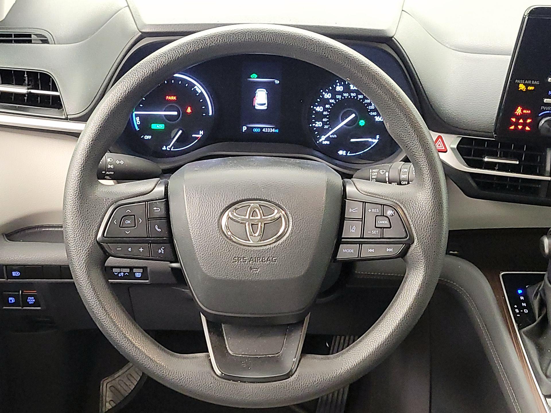 Thumbnail: 2024 Toyota Sienna - 10