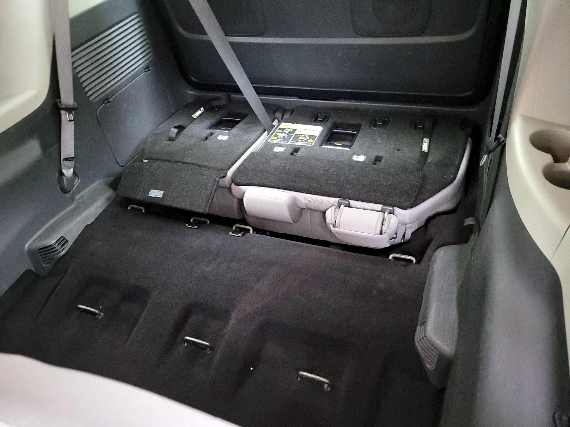 Thumbnail: 2024 Toyota Sienna - 19