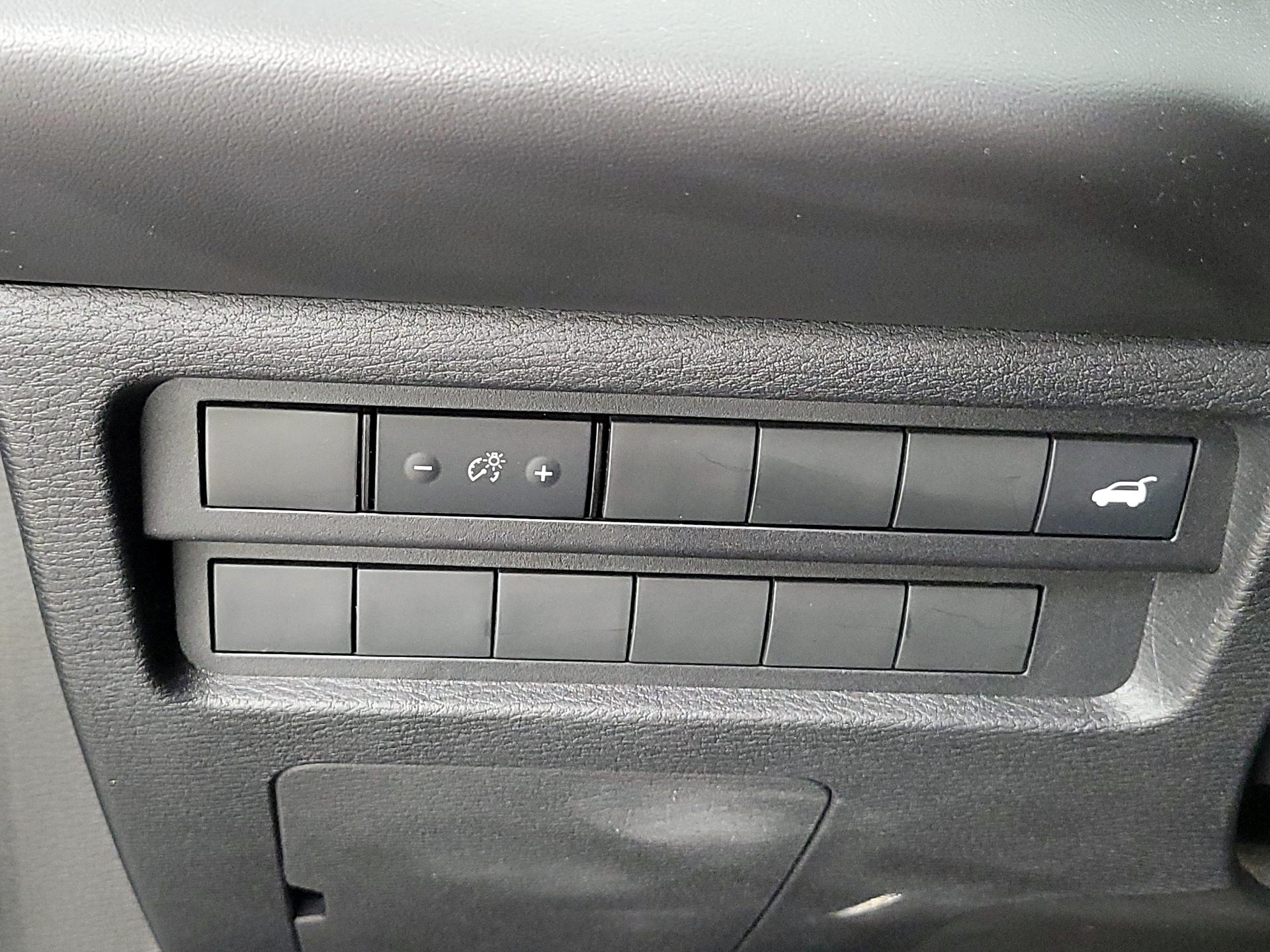 Thumbnail: 2024 Mitsubishi Outlander - 13