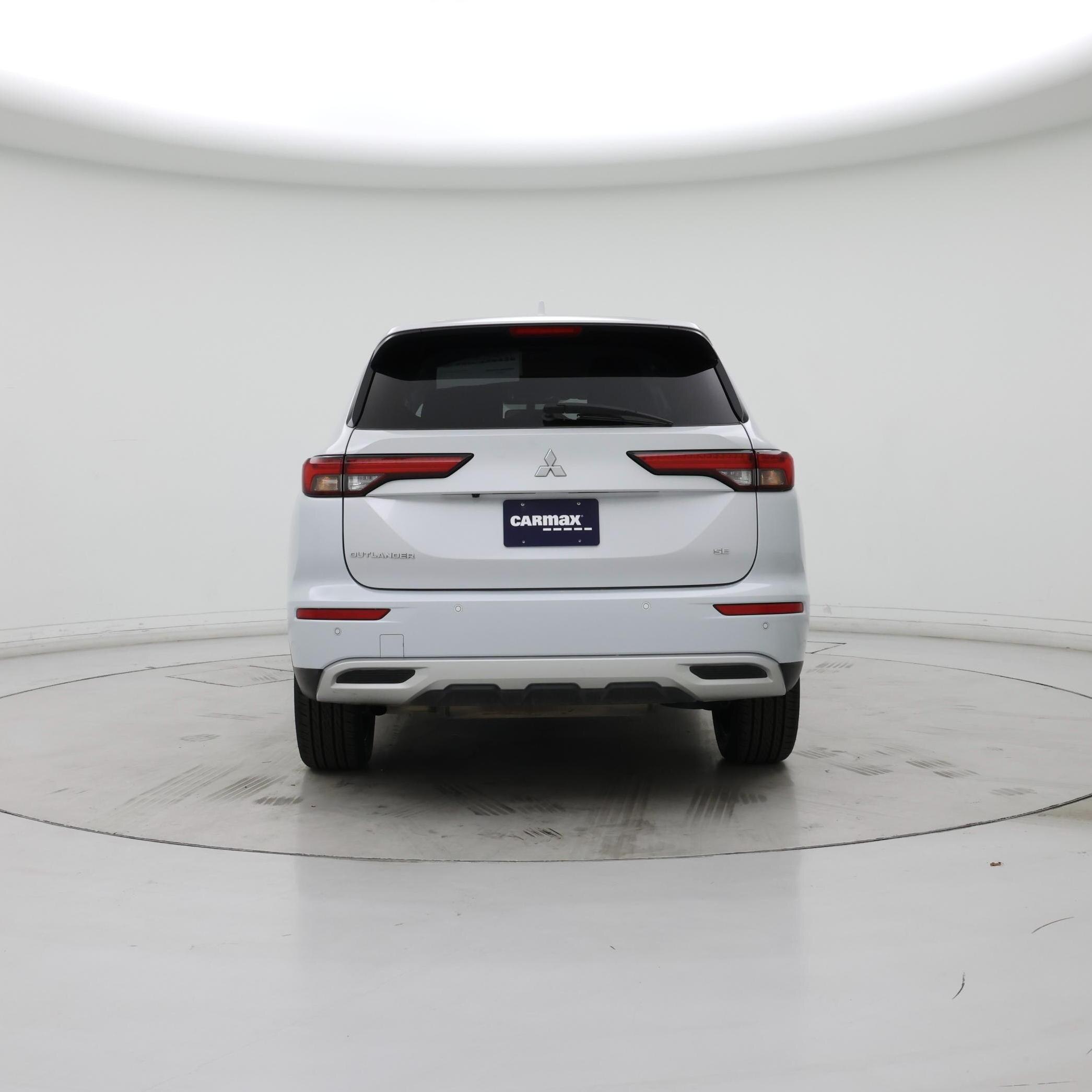 Thumbnail: 2024 Mitsubishi Outlander - 6