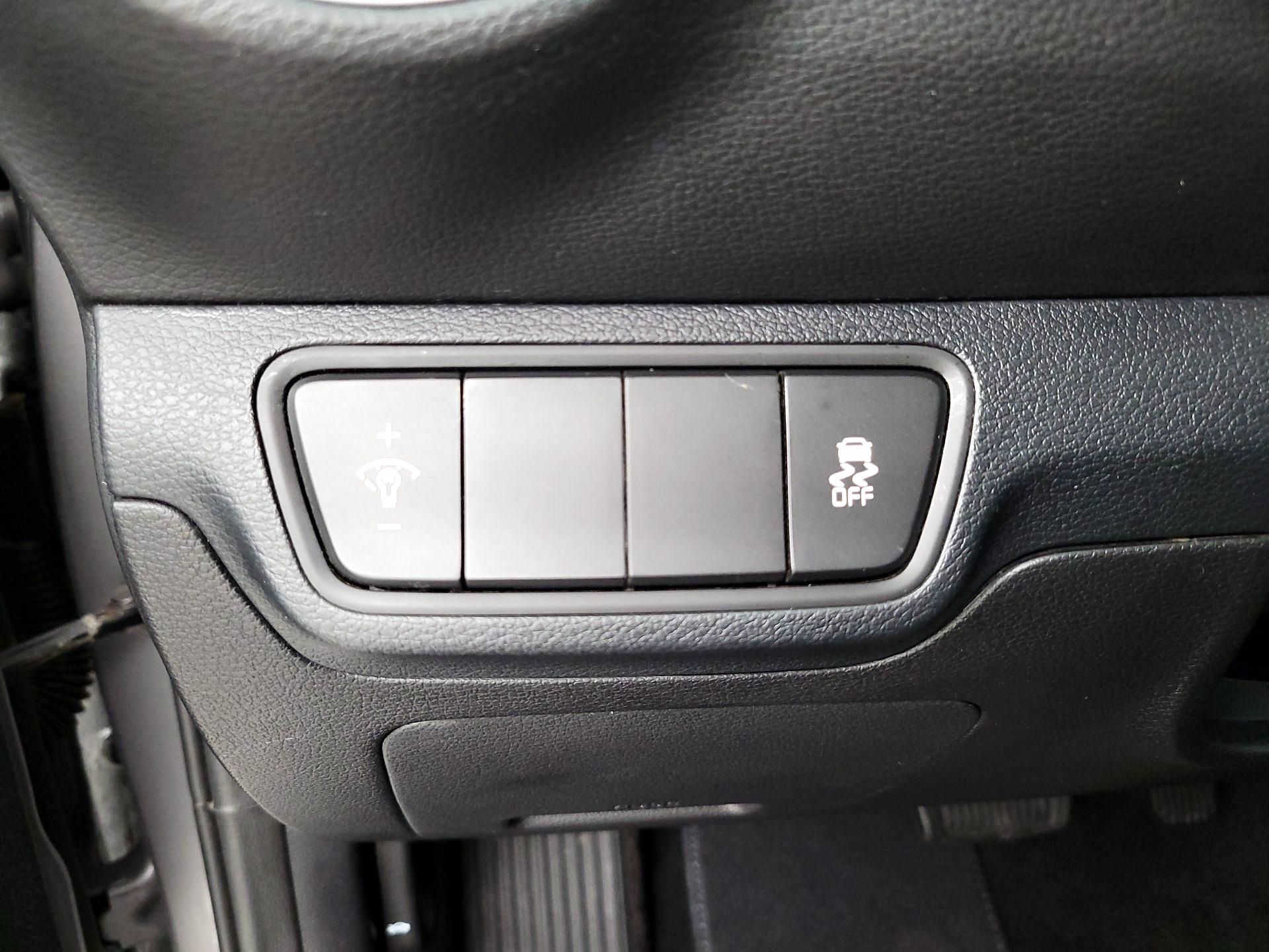 Thumbnail: 2024 Kia Forte - 13