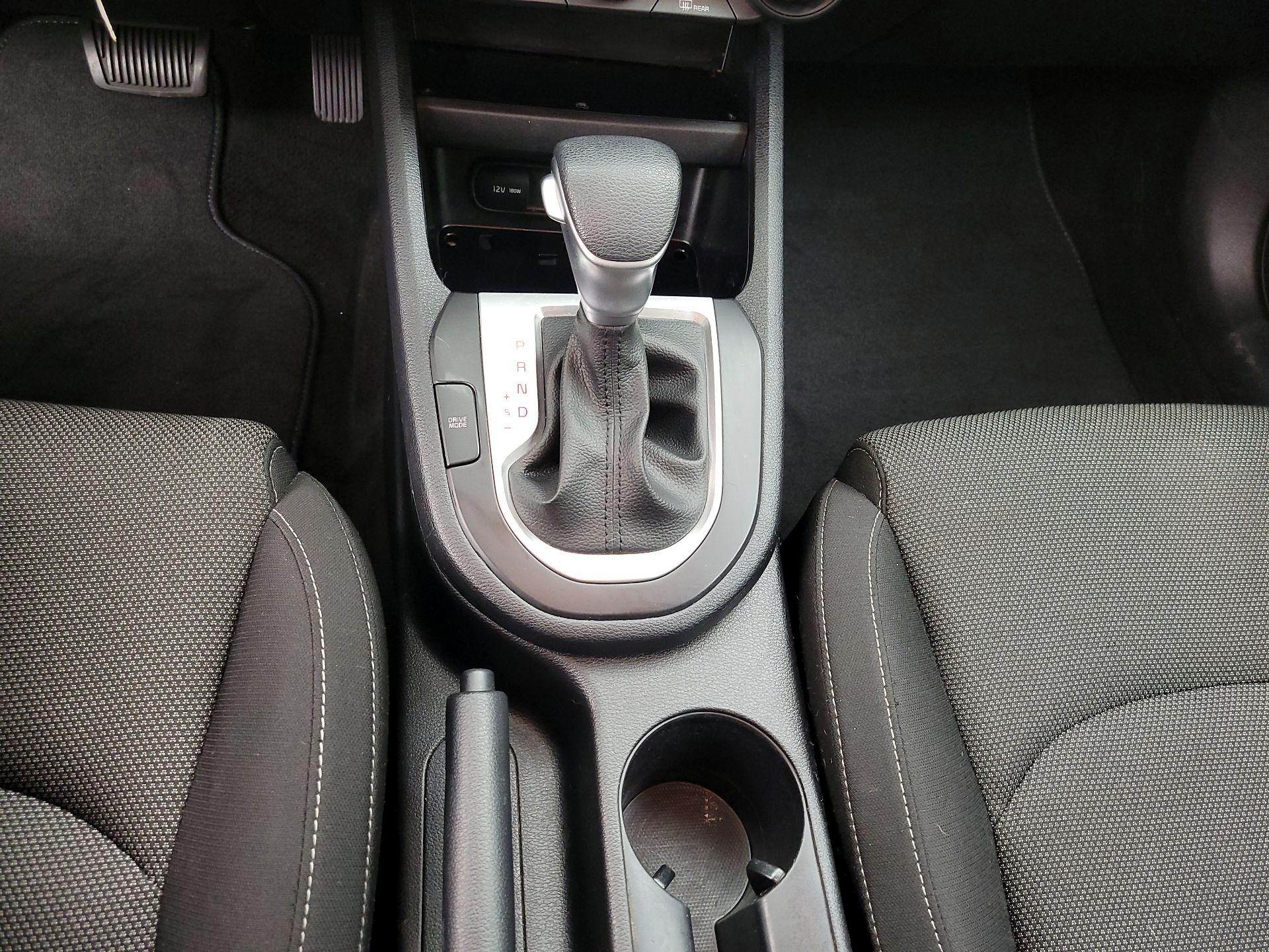 Thumbnail: 2024 Kia Forte - 17