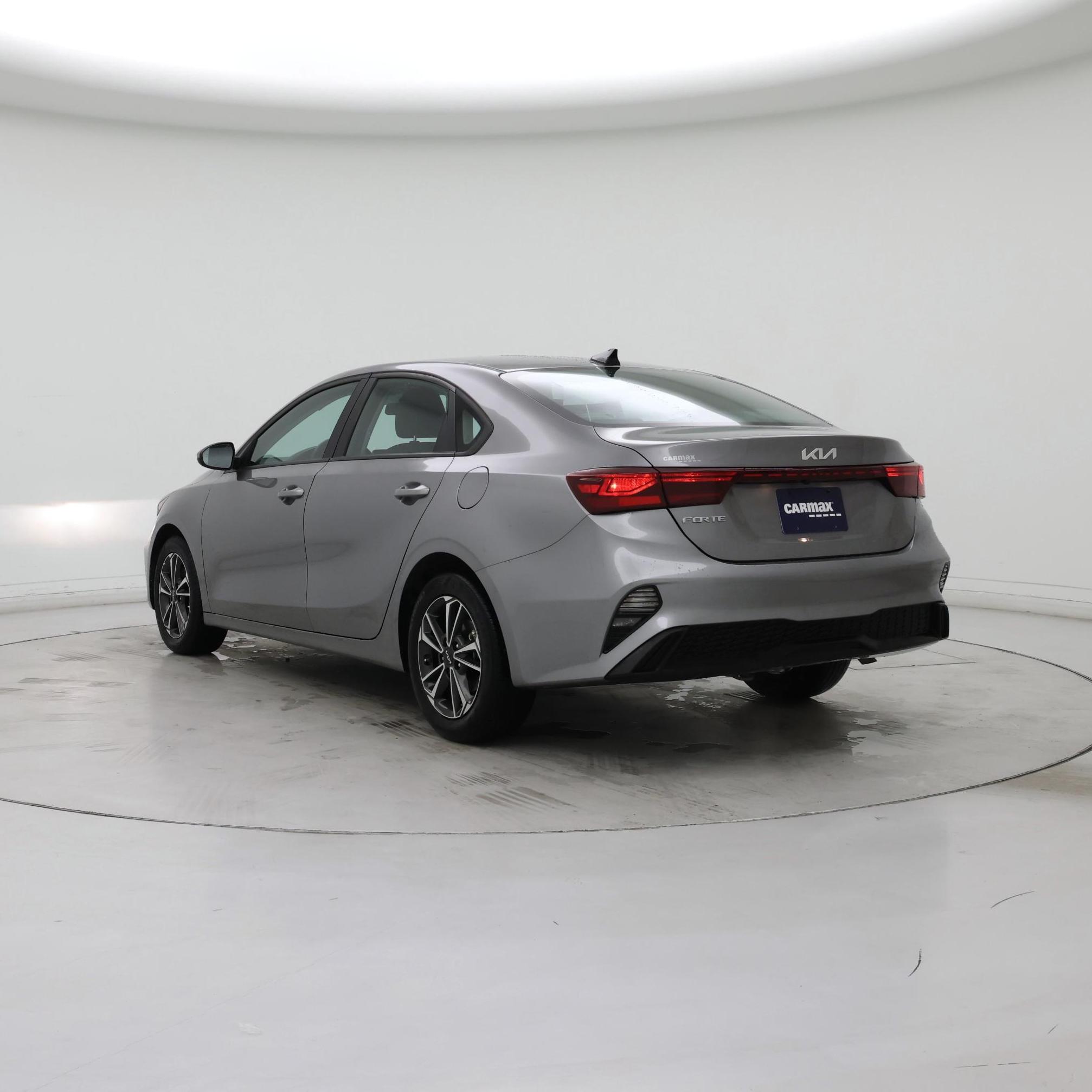 Thumbnail: 2024 Kia Forte - 2