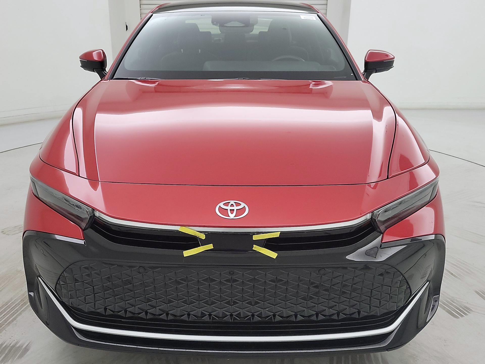 Thumbnail: 2023 Toyota Crown - 2