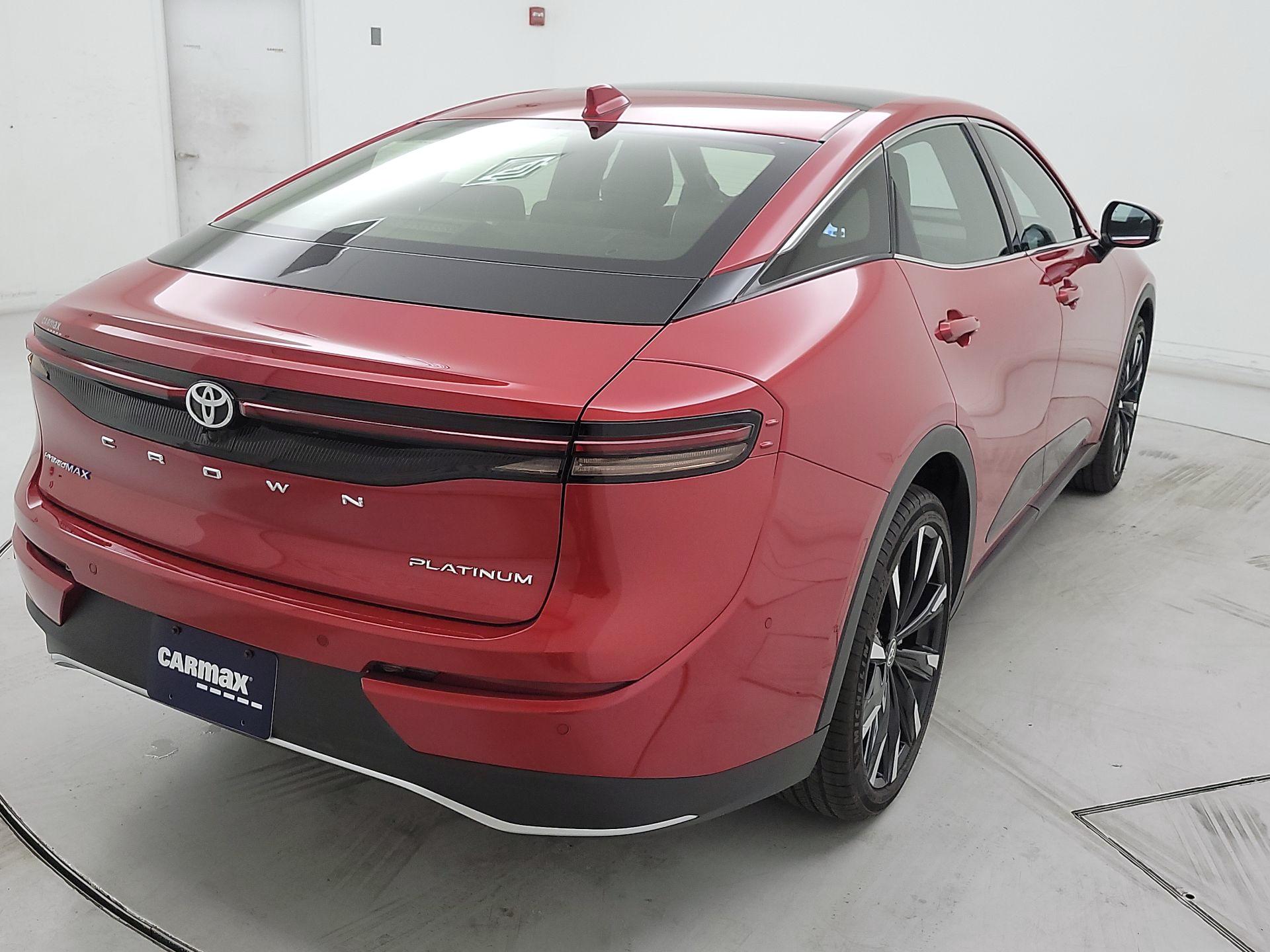 Thumbnail: 2023 Toyota Crown - 5