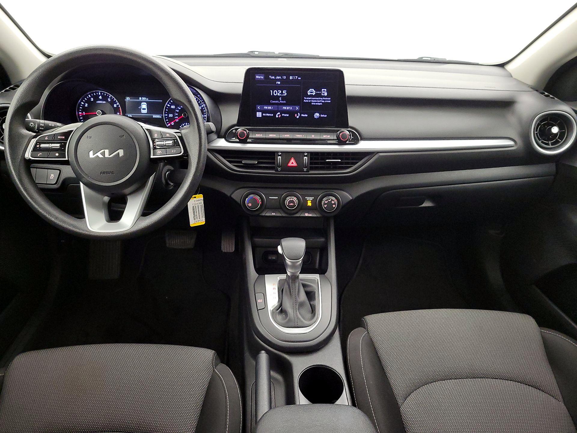 Thumbnail: 2024 Kia Forte - 9