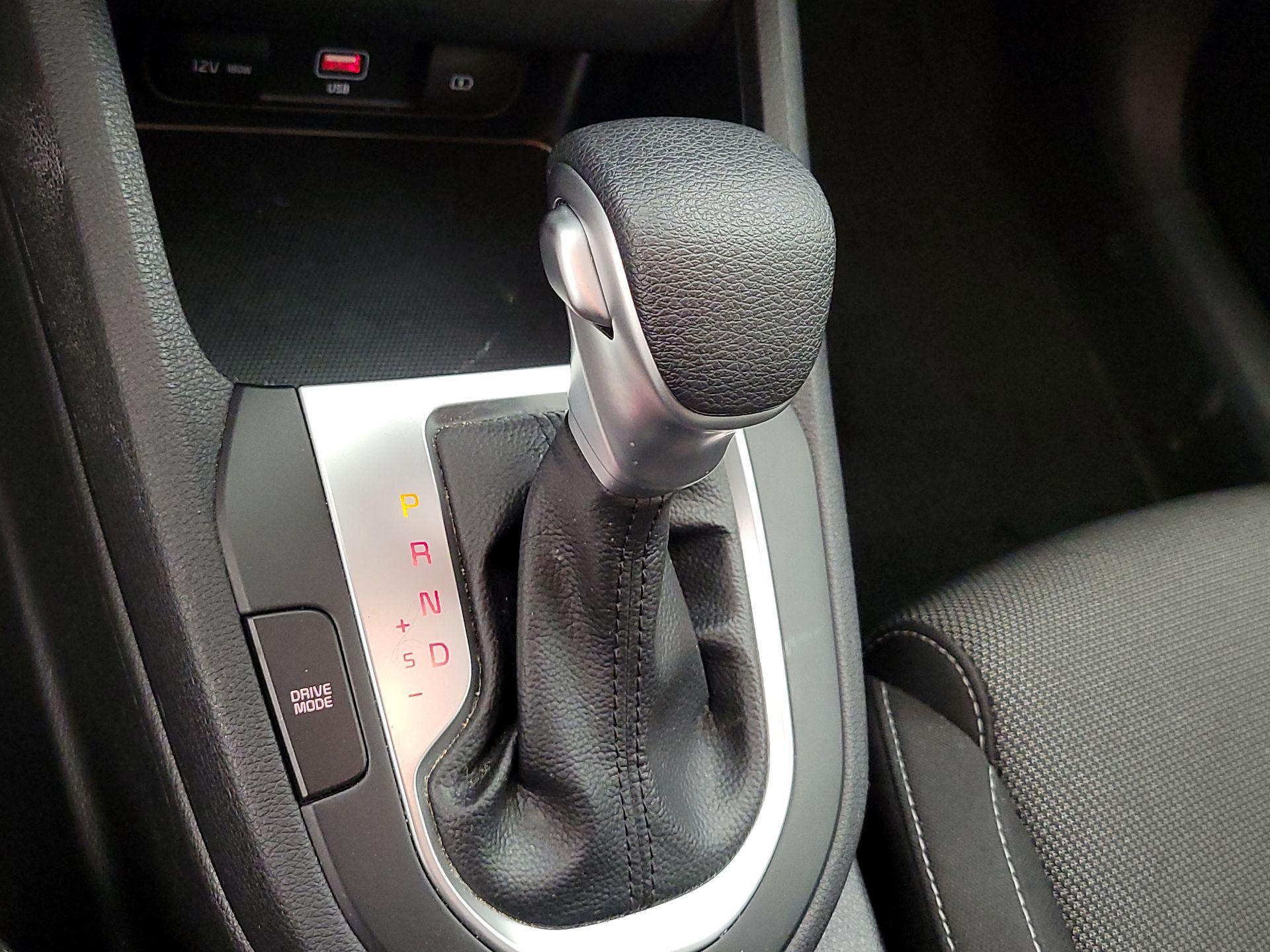 Thumbnail: 2024 Kia Forte - 17