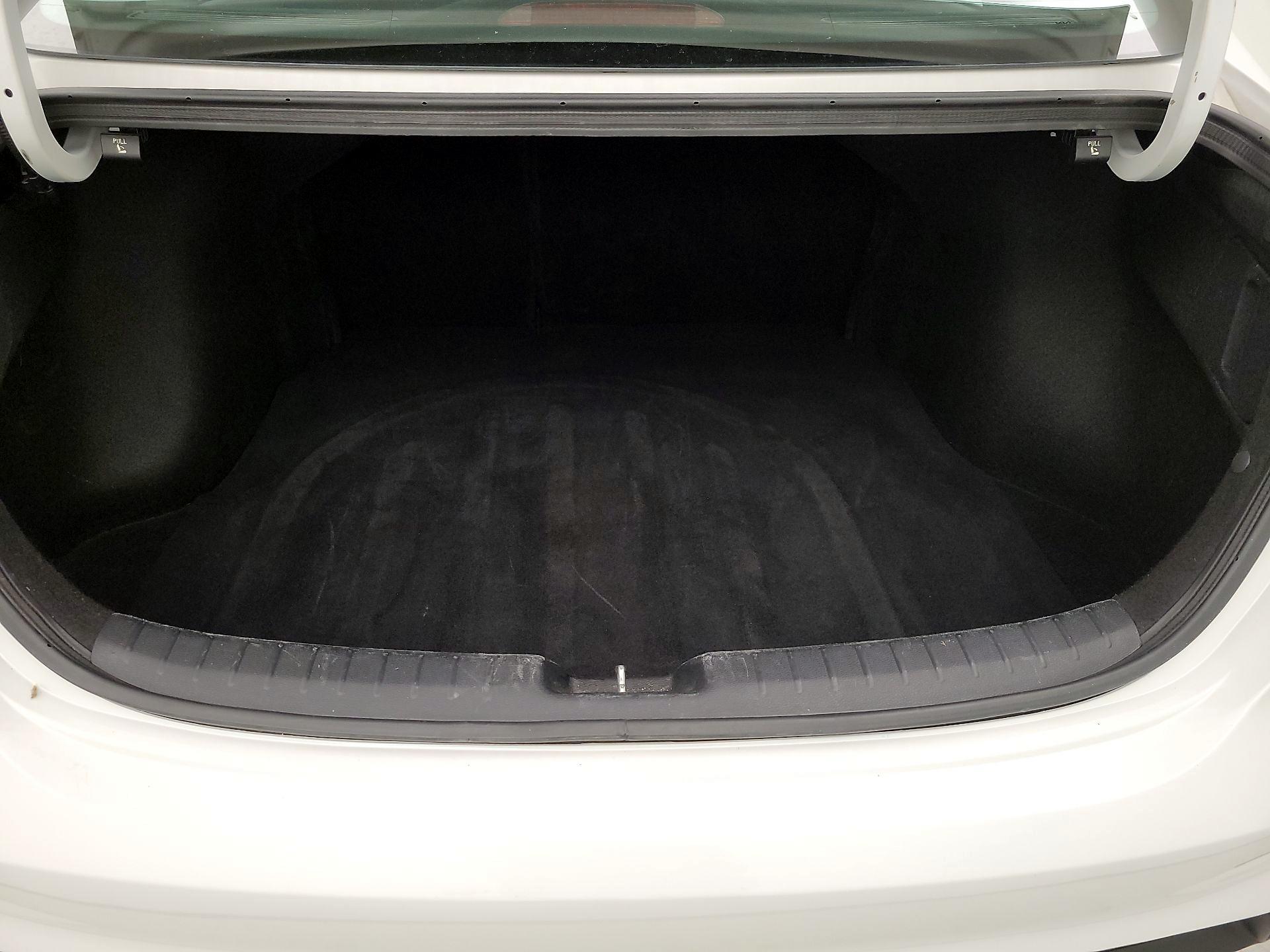 Thumbnail: 2024 Kia Forte - 20