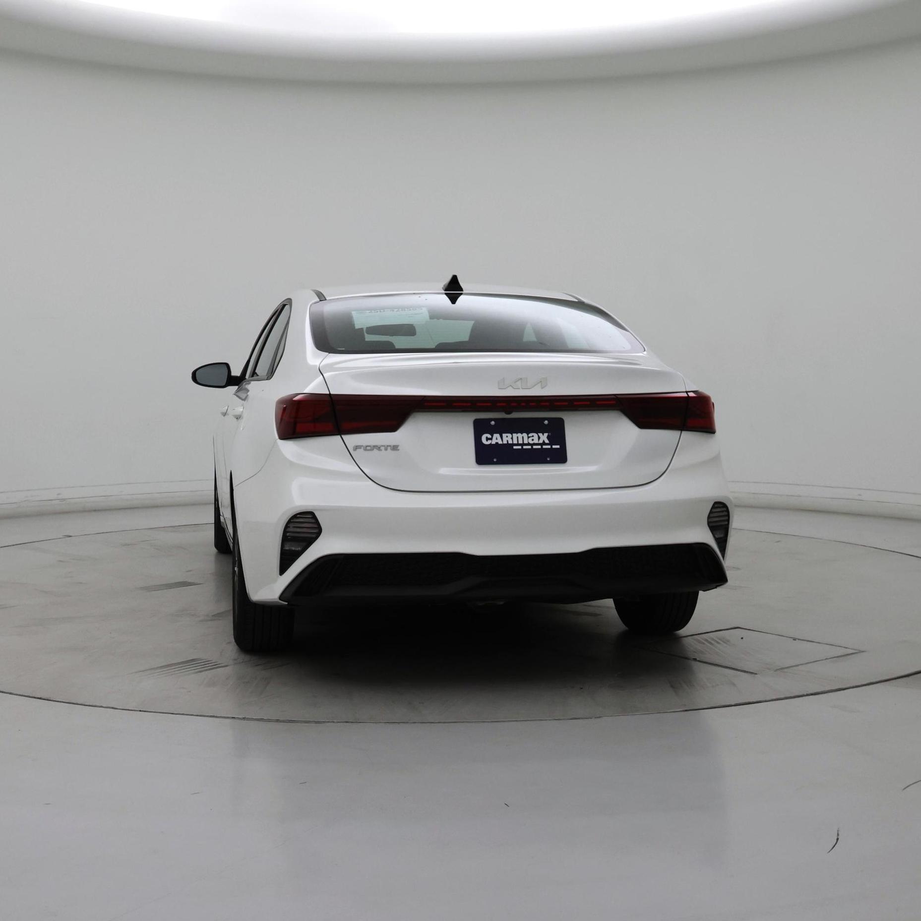 Thumbnail: 2024 Kia Forte - 6