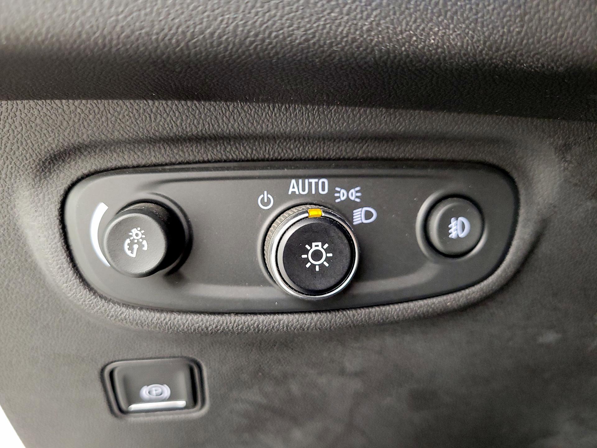 Thumbnail: 2020 GMC Terrain - 13