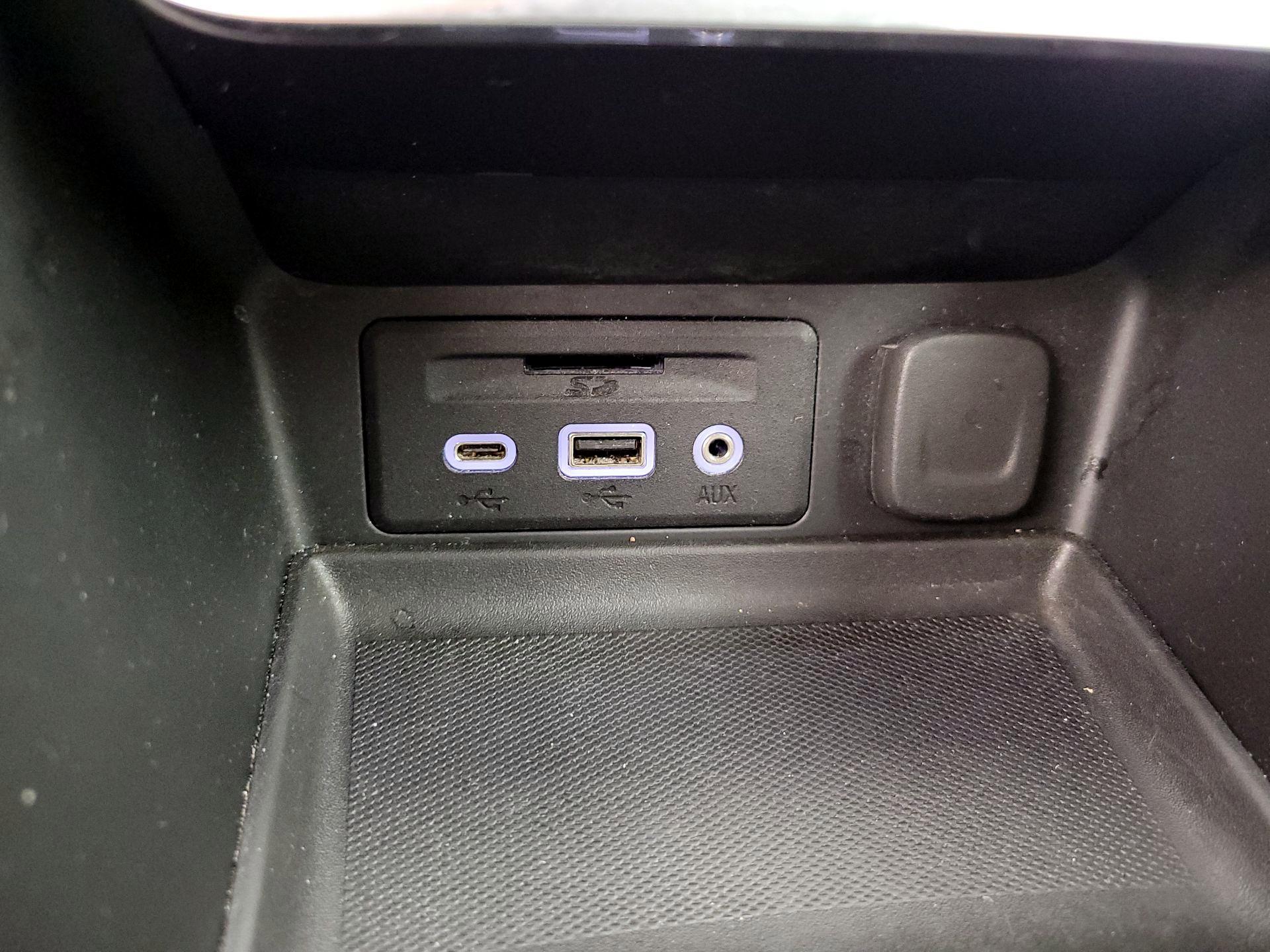 Thumbnail: 2020 GMC Terrain - 18