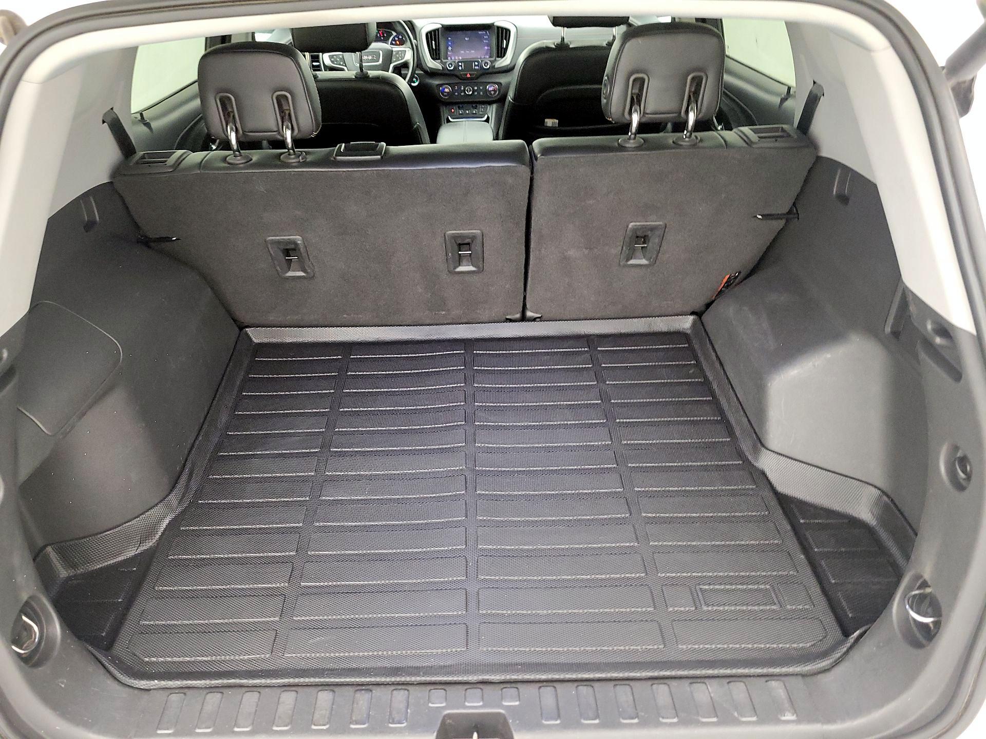 Thumbnail: 2020 GMC Terrain - 20