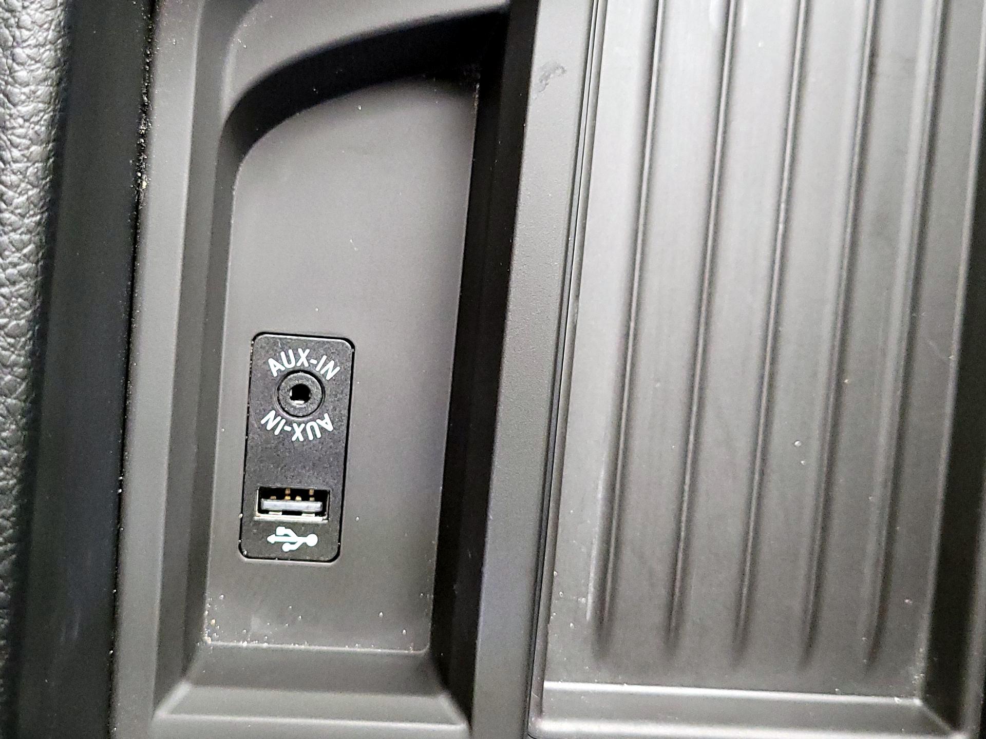 Thumbnail: 2017 BMW 3 Series - 18